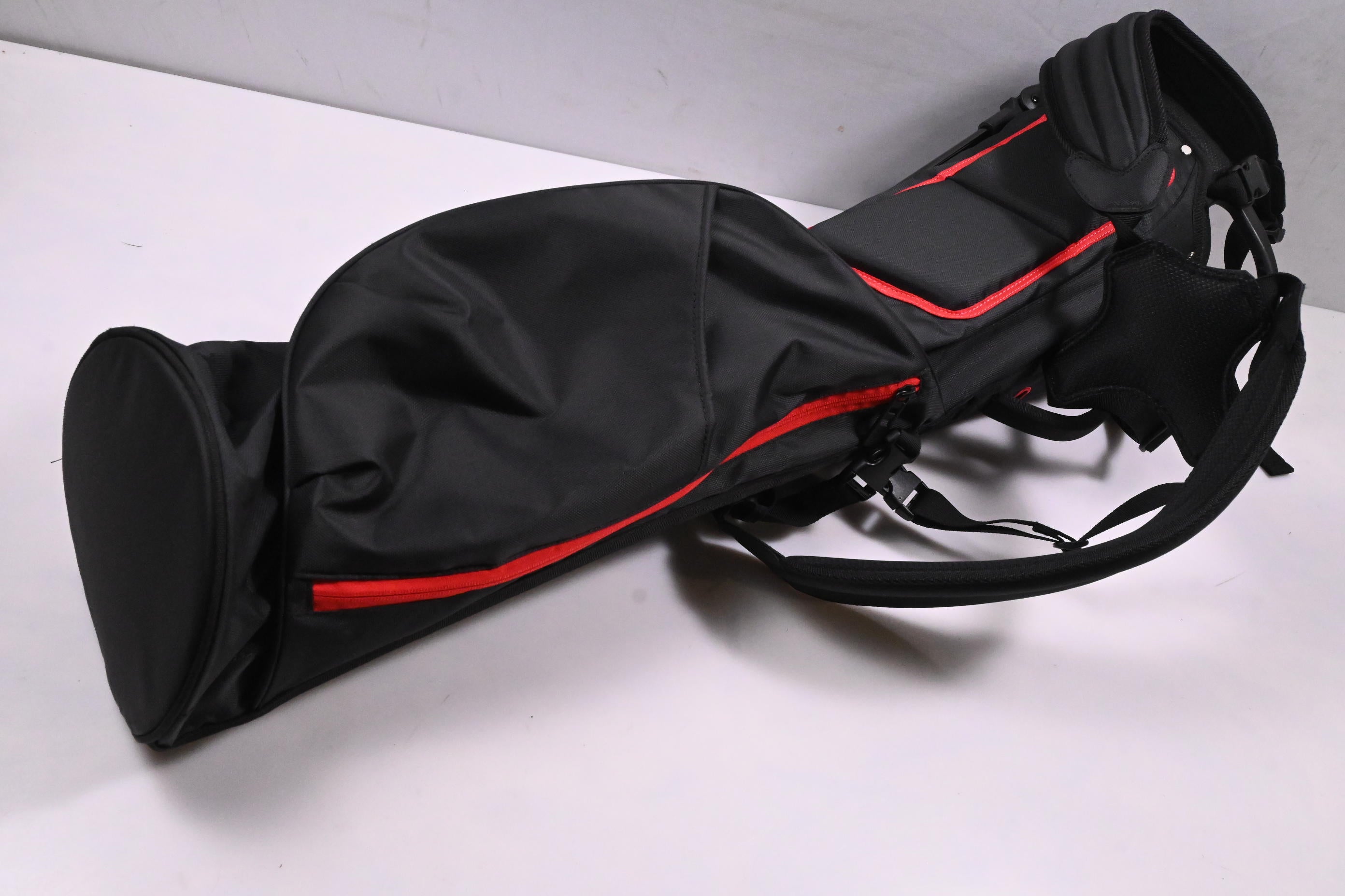 Titleist Carry Pencil Bag / 3-Way Divider / Black