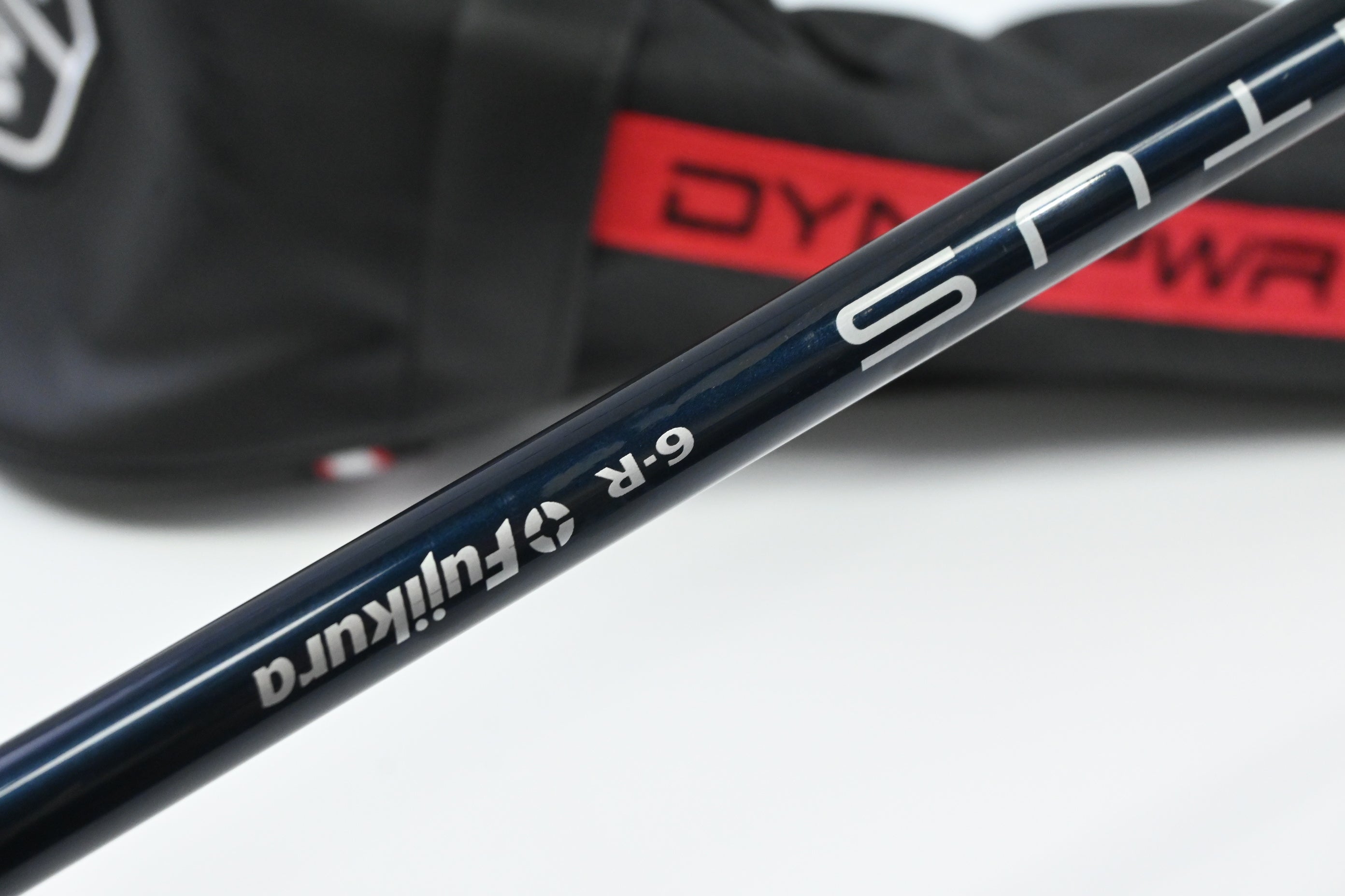 Wilson Dynapower Carbon 2023 Driver / 10.5 Degree / Regular Flex Ventus Blue 6