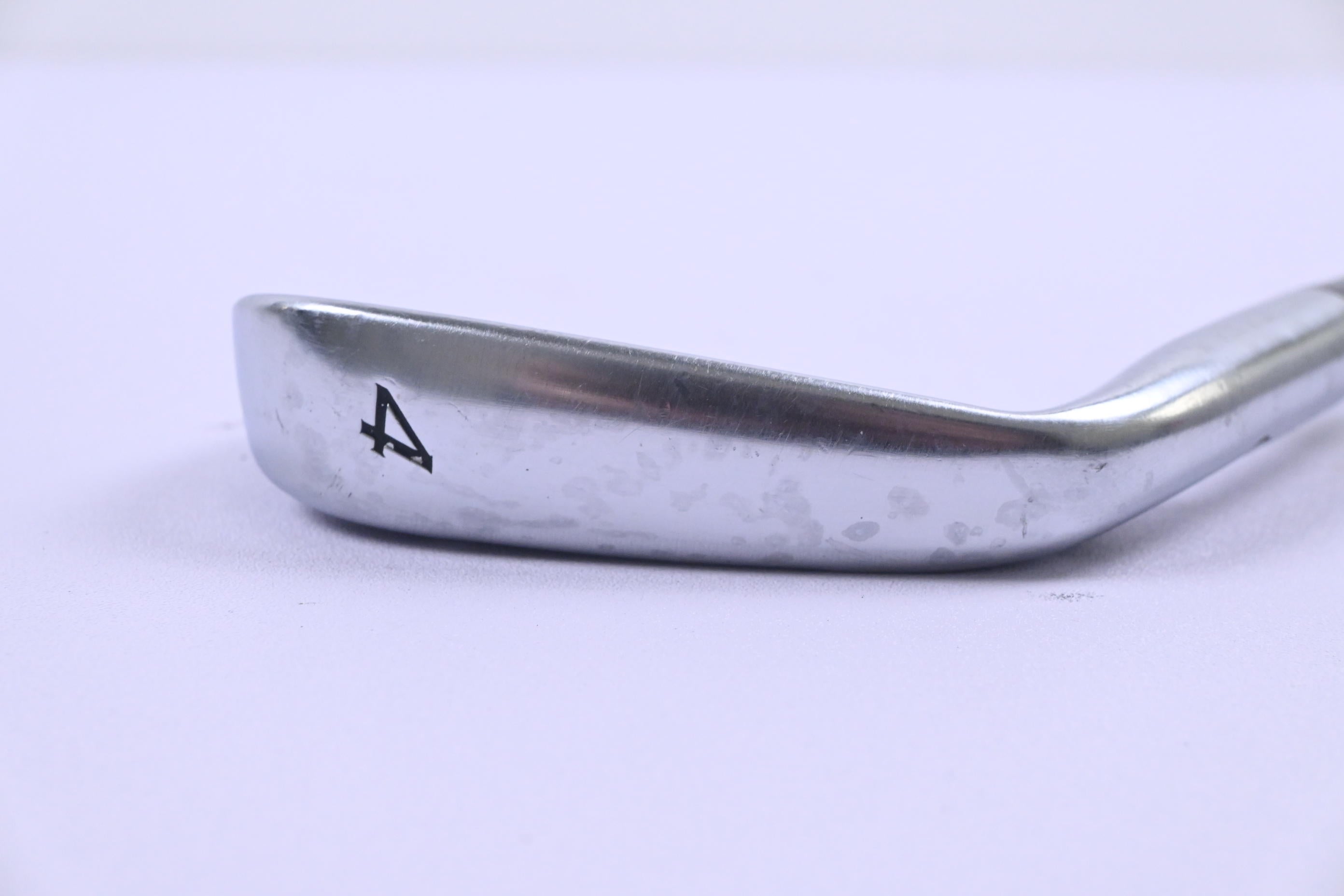 Taylormade Tour Preferred 2009 #4 Iron / 24 Degree / Regular Flex Dynamic Gold