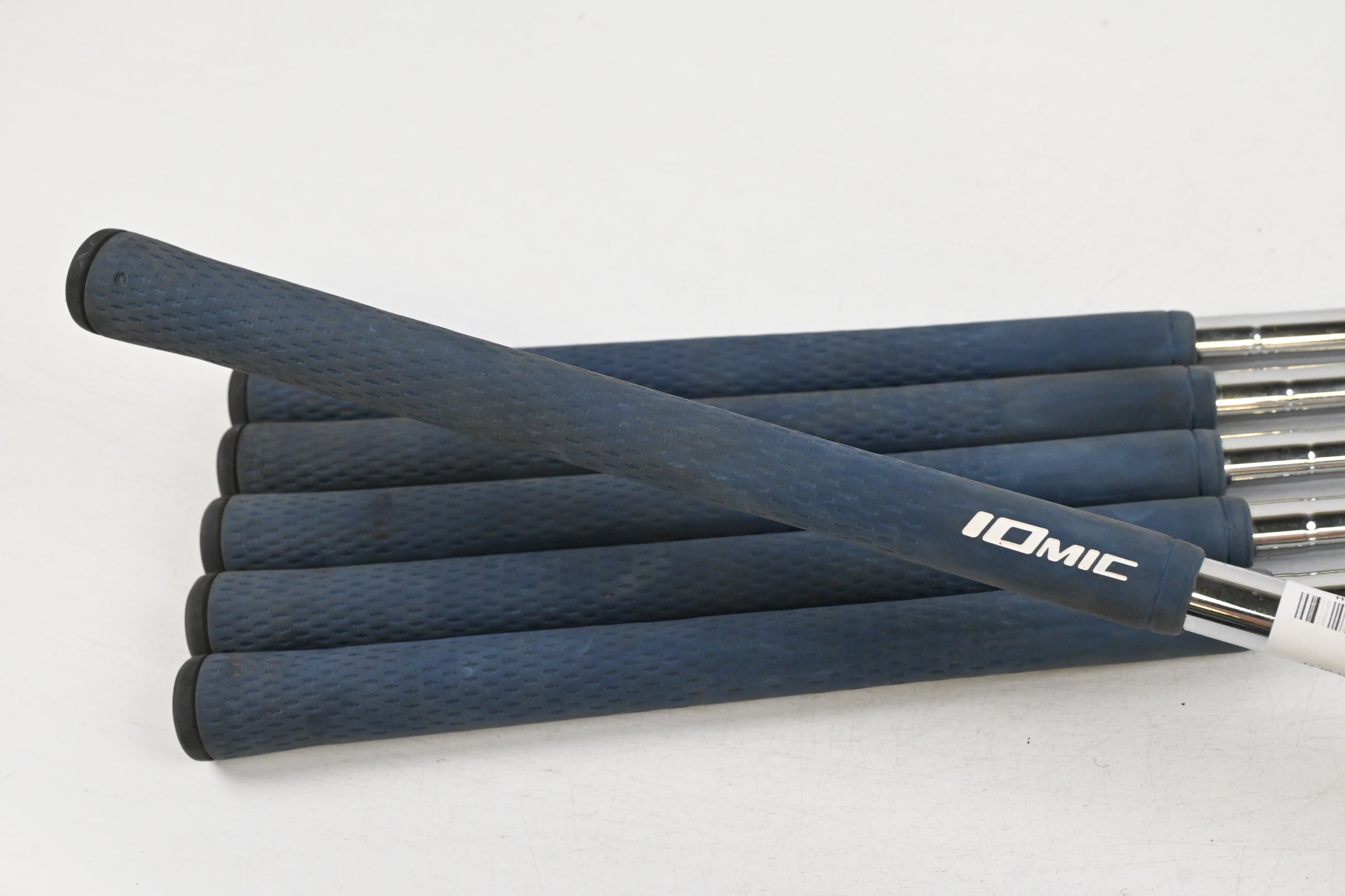 Dynamic Gold 105 S300 Iron Shafts / Stiff Flex / Set of 6 / .355" Tip
