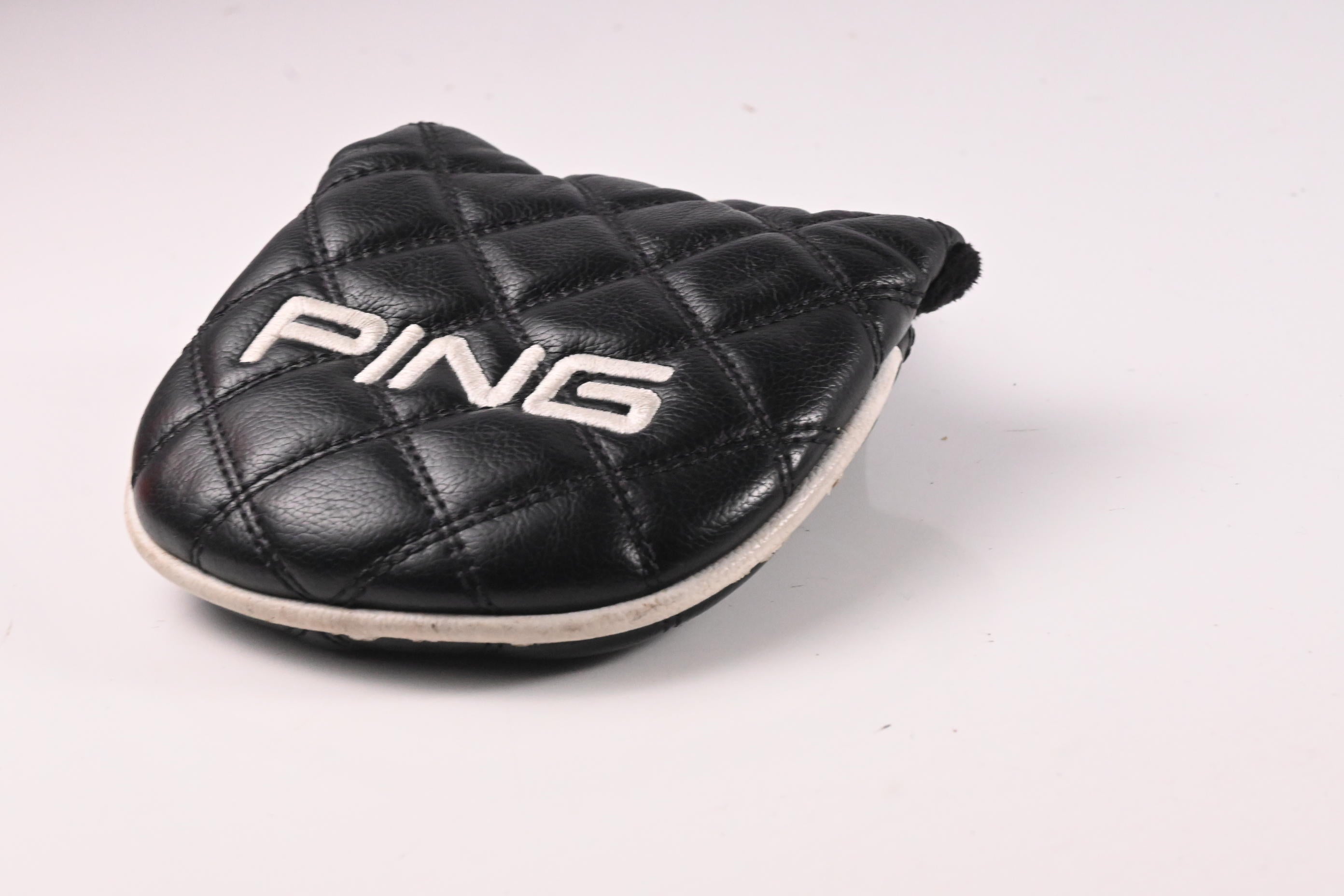 Ping Mundy 2023 Putter / 34 Inch
