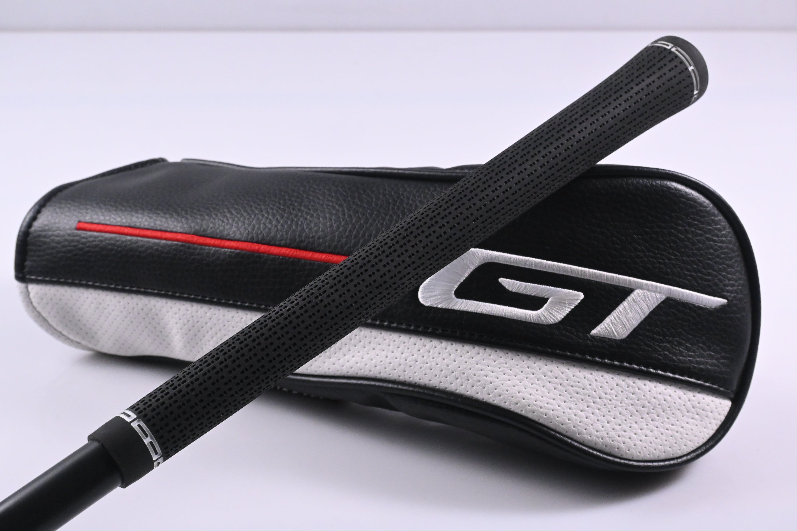 Titleist GT2 #5 Wood / 18 Degree / Stiff Flex HZRDUS GEN5 Black 70 Shaft