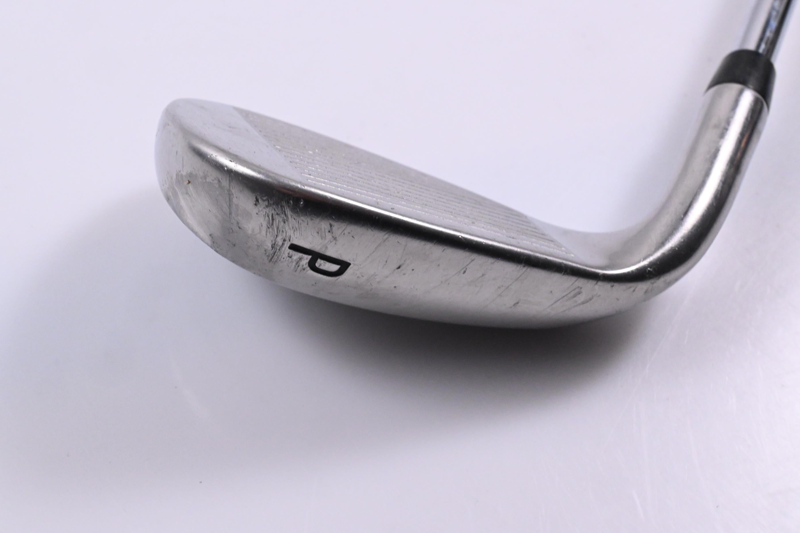 Callaway Rogue Pitching Wedge / 46 Degree / Regular Flex XP 95 R300 Shaft