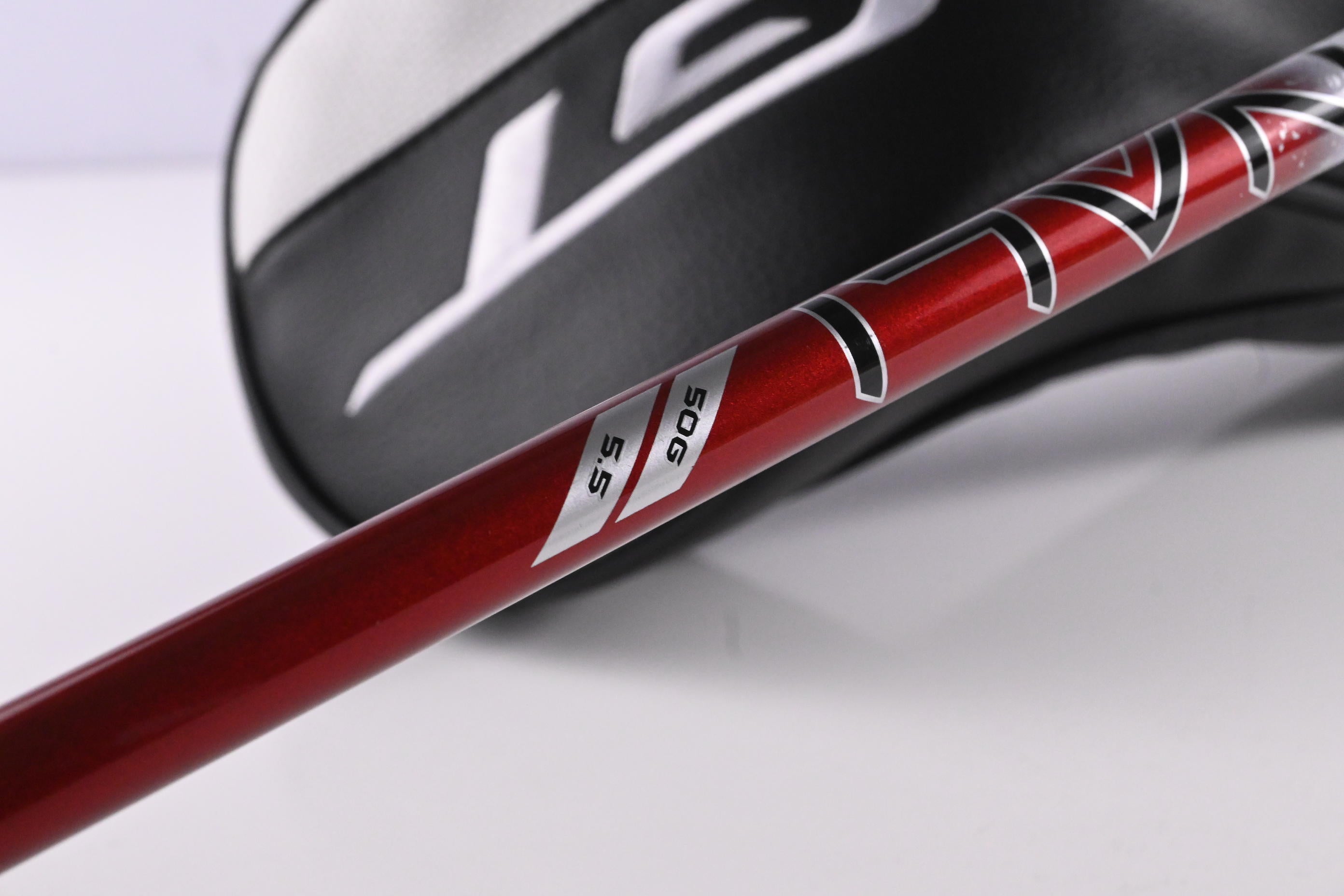 Titleist GT3 Driver / 9 Degree / Regular Flex Denali Red 50 Shaft