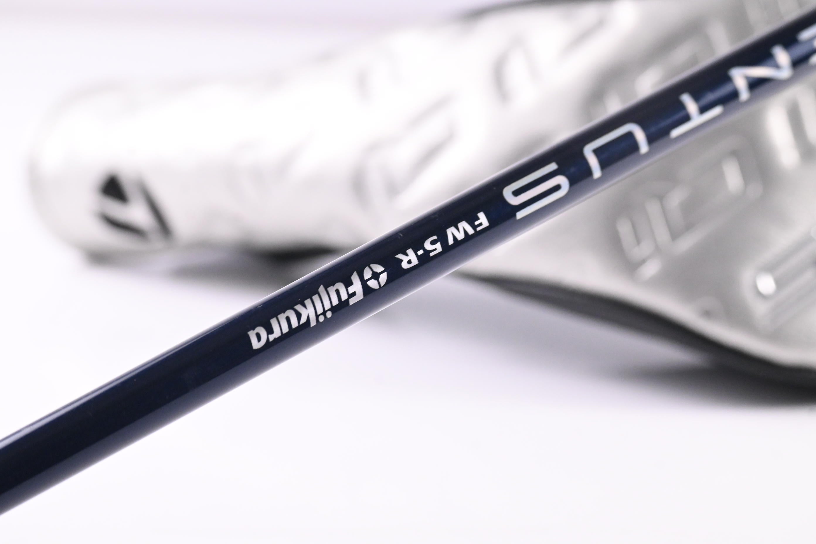 Taylormade SIM2 Max #5 Wood / 18 Degree / Regular Flex Ventus Blue 5 Shaft