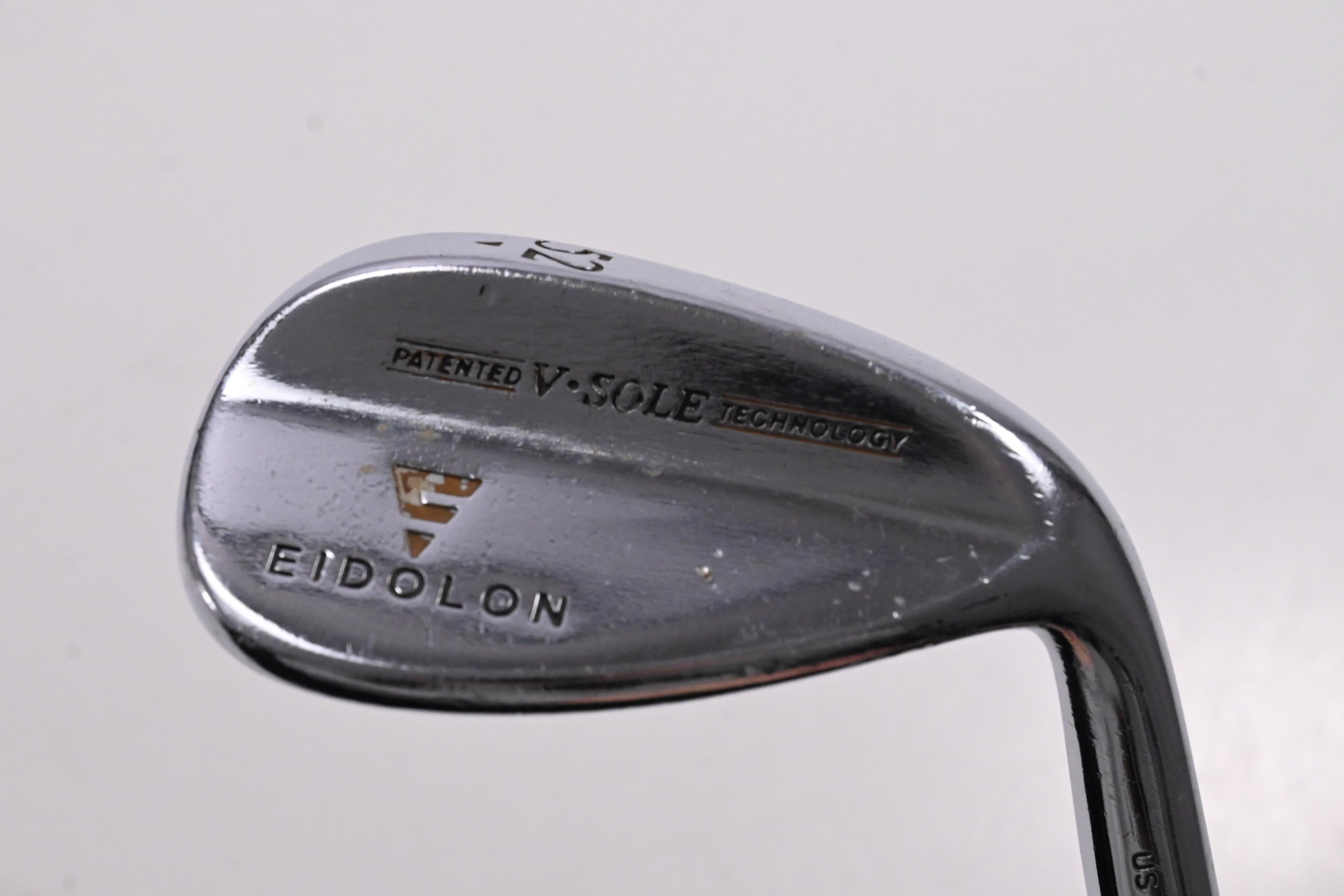 Eidolon V-Sole Gap Wedge / 52 Degree / Regular Flex Dynamic Gold R300 Shaft