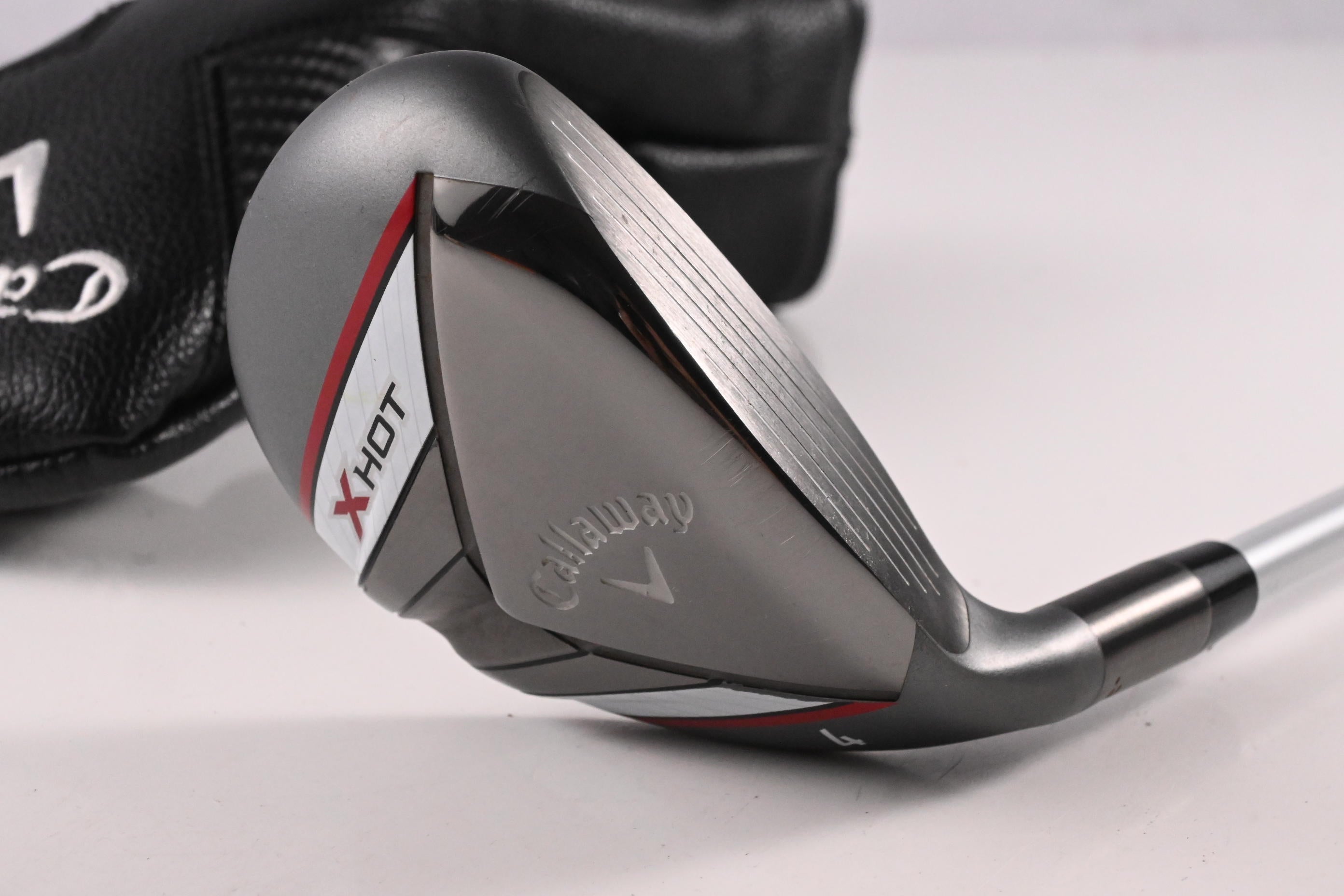 Callaway X Hot #4 Hybrid / 22 Degree / Regular Flex Project X PXv Shaft