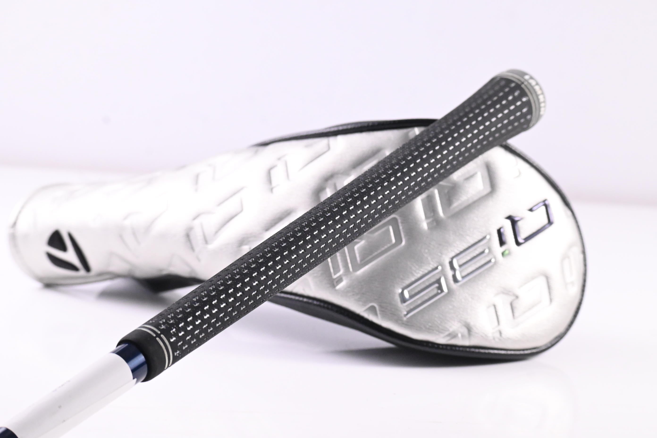Taylormade SIM2 Max #5 Wood / 18 Degree / Regular Flex Ventus Blue 5 Shaft