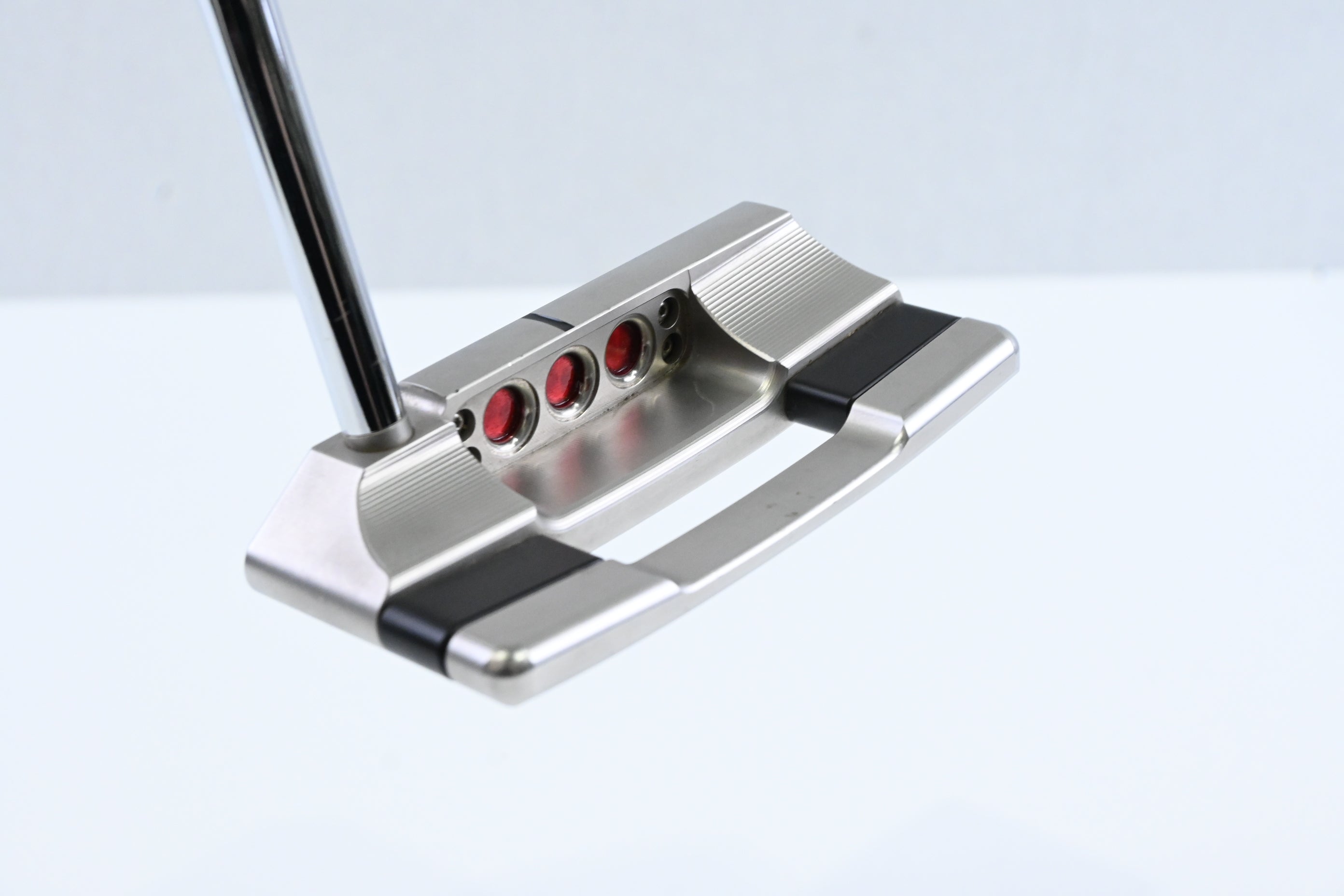 Scotty Cameron 2025 Studio Style Squareback Putter / 34 Inch