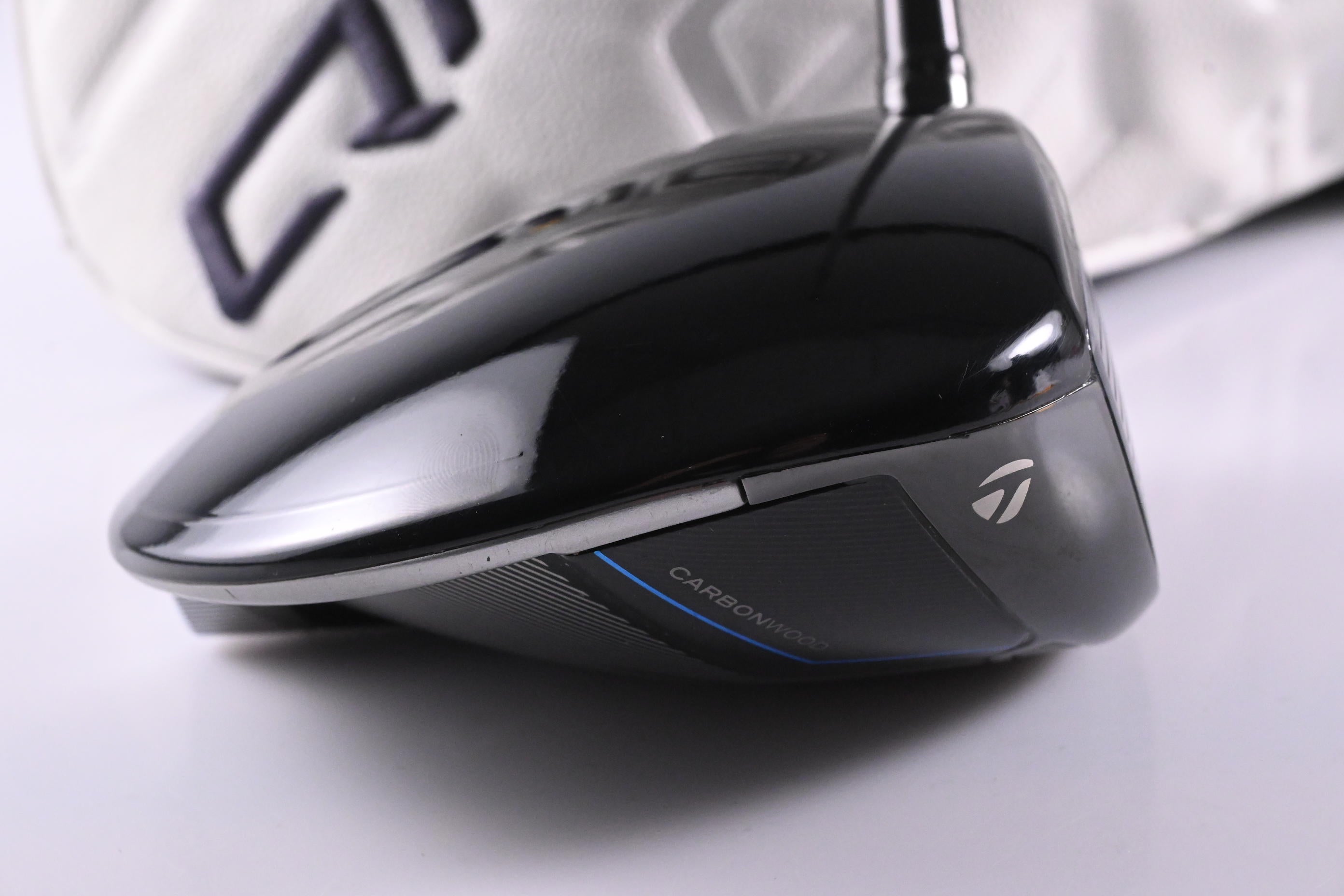 Taylormade Qi10 Max Driver / 10.5 Degree / Regular Flex Fujikura SpeederNX TCS