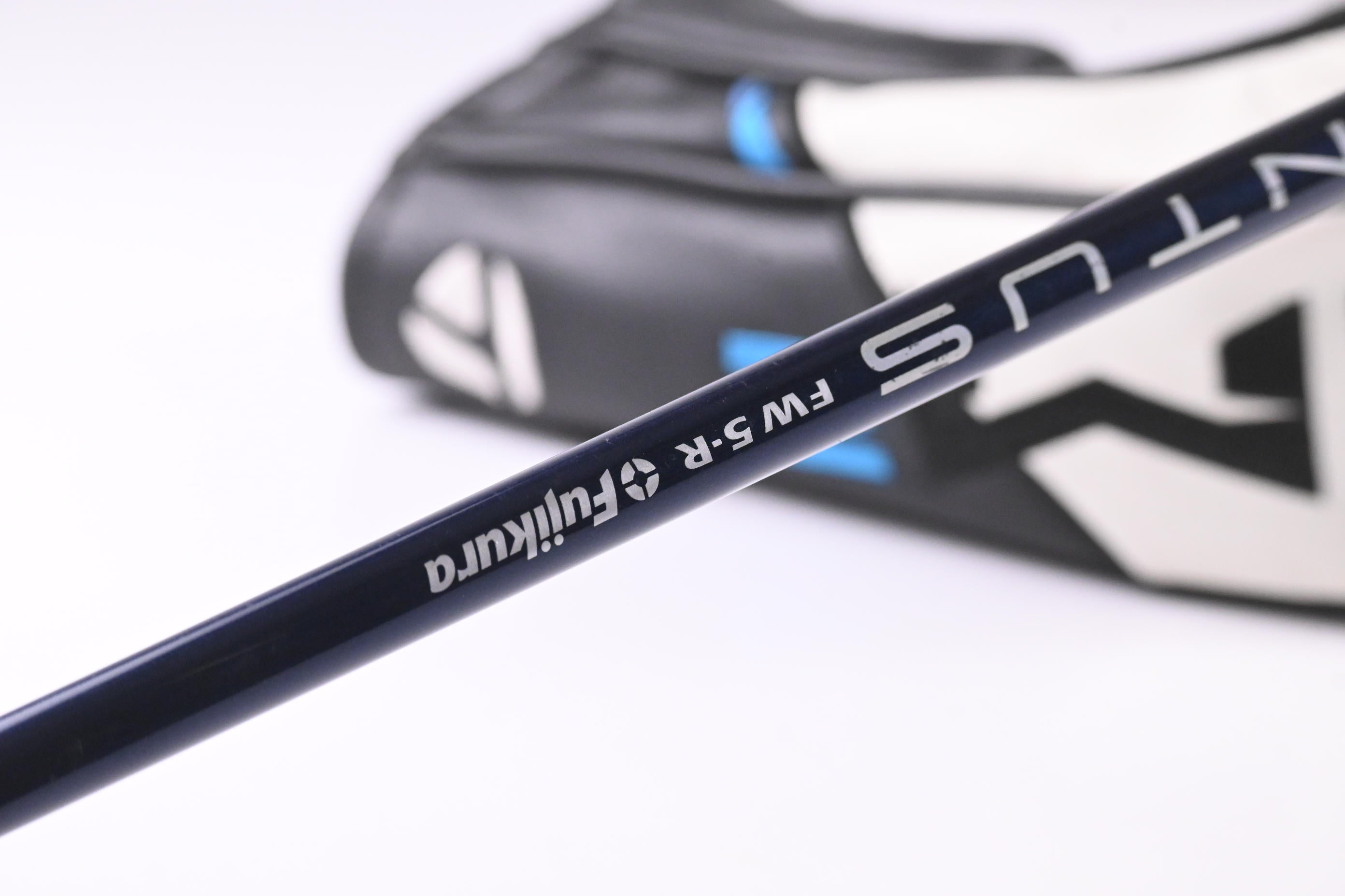 Taylormade SIM2 Max D #5 Wood / 19 Degree / Regular Flex Ventus Blue 5 Shaft