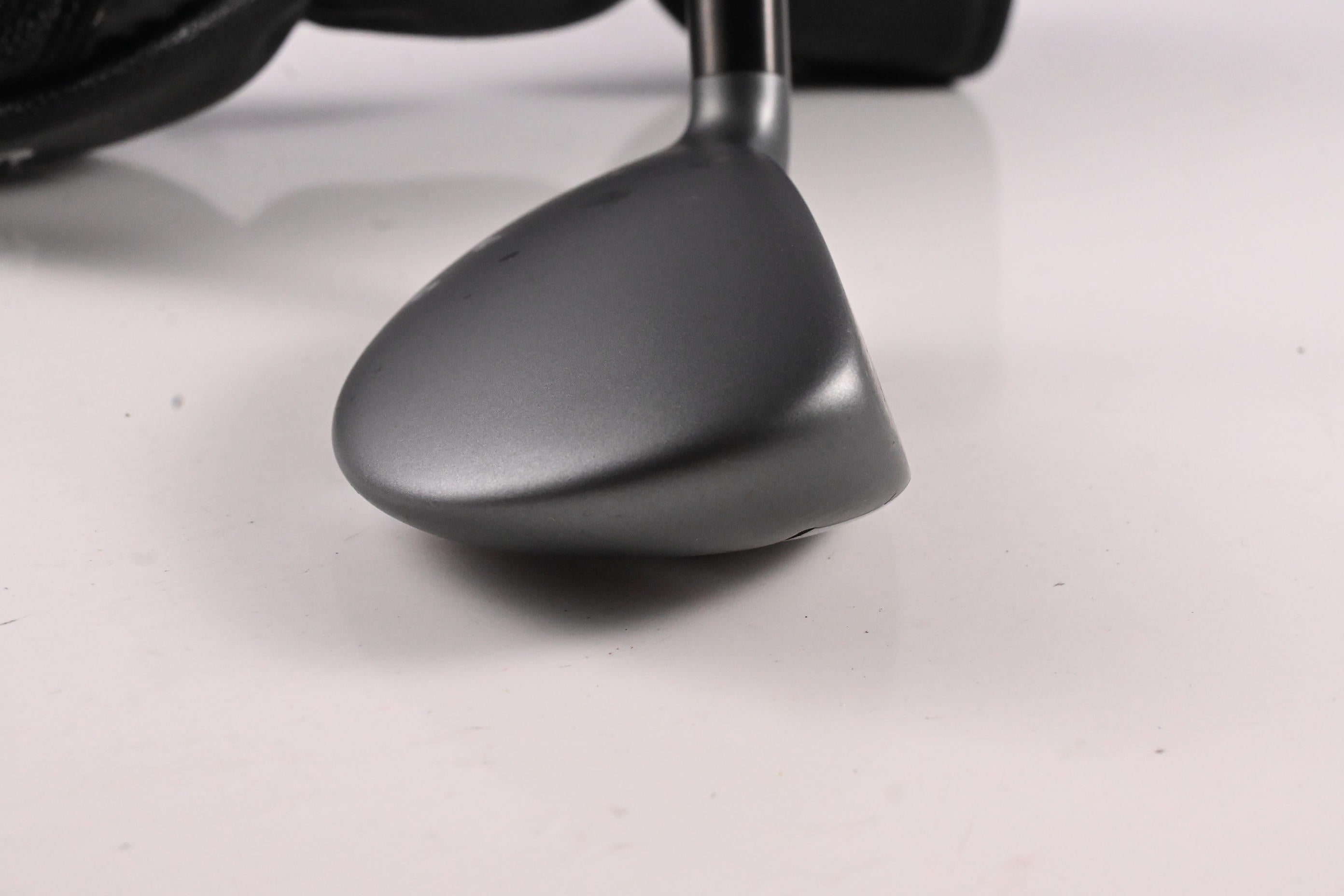 Callaway X Hot #4 Hybrid / 22 Degree / Regular Flex Project X PXv Shaft
