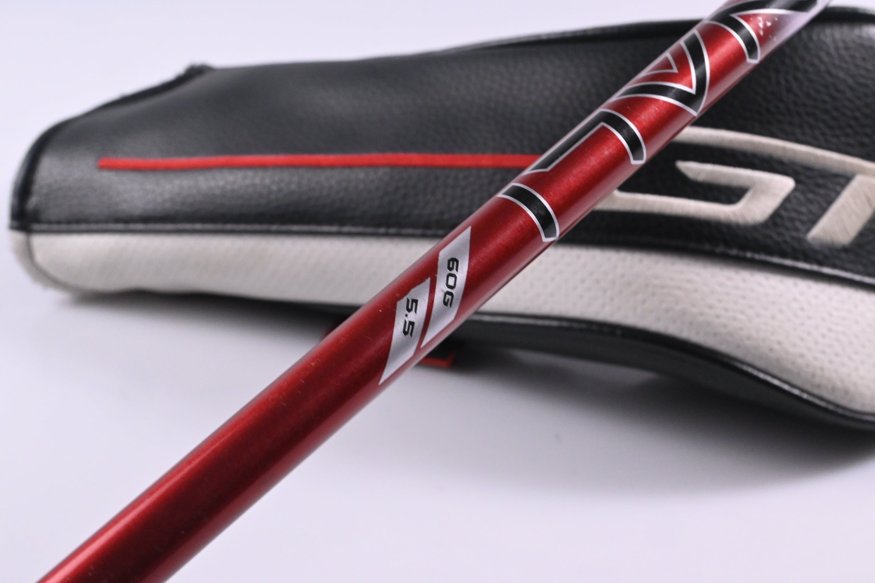 Titleist GT2 #7 Wood / 21 Degree / Regular Flex Project X Denali Red 60 Shaft