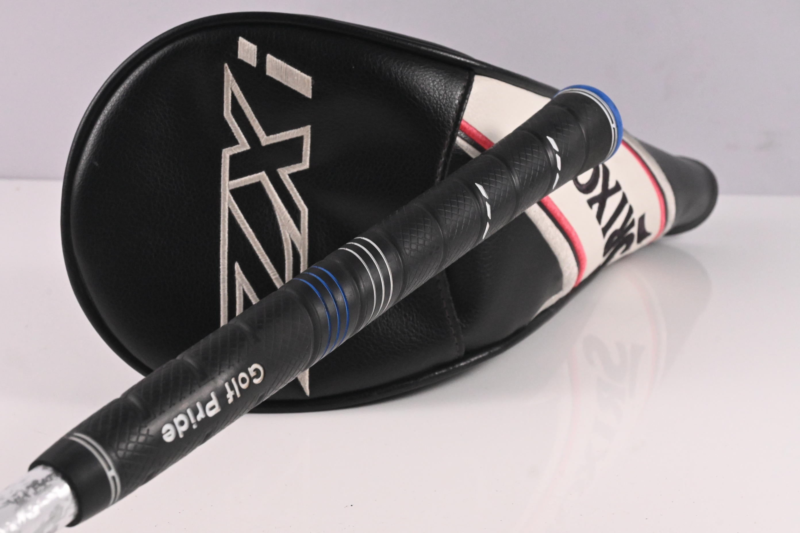 Srixon ZXi Max Driver / 10.5 Degree / Regular Flex Denali Red 50 Shaft