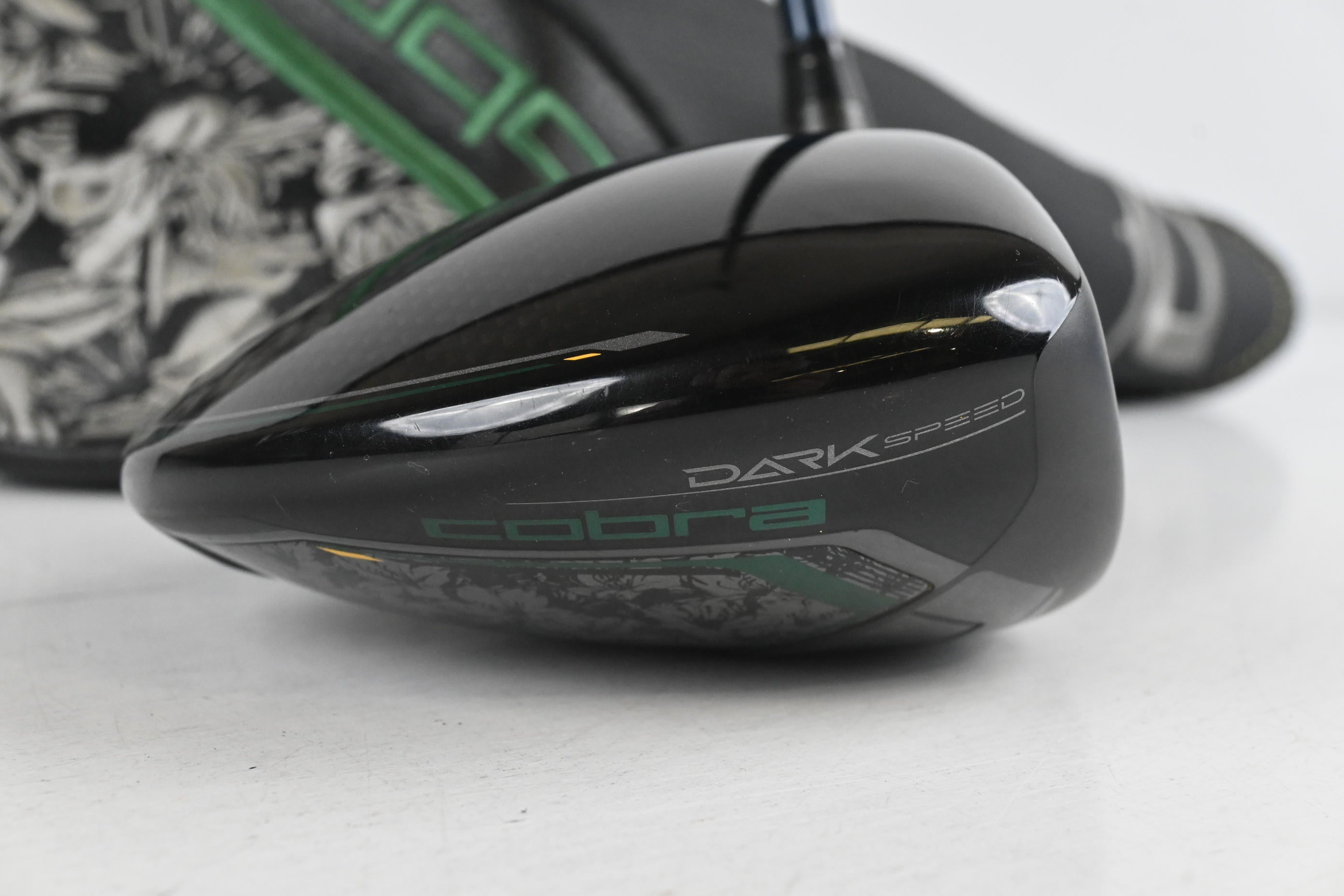 Cobra Darkspeed X Palm Tree Crew Driver / 10.5 Degree / X-Flex Ventus 6 Velocore
