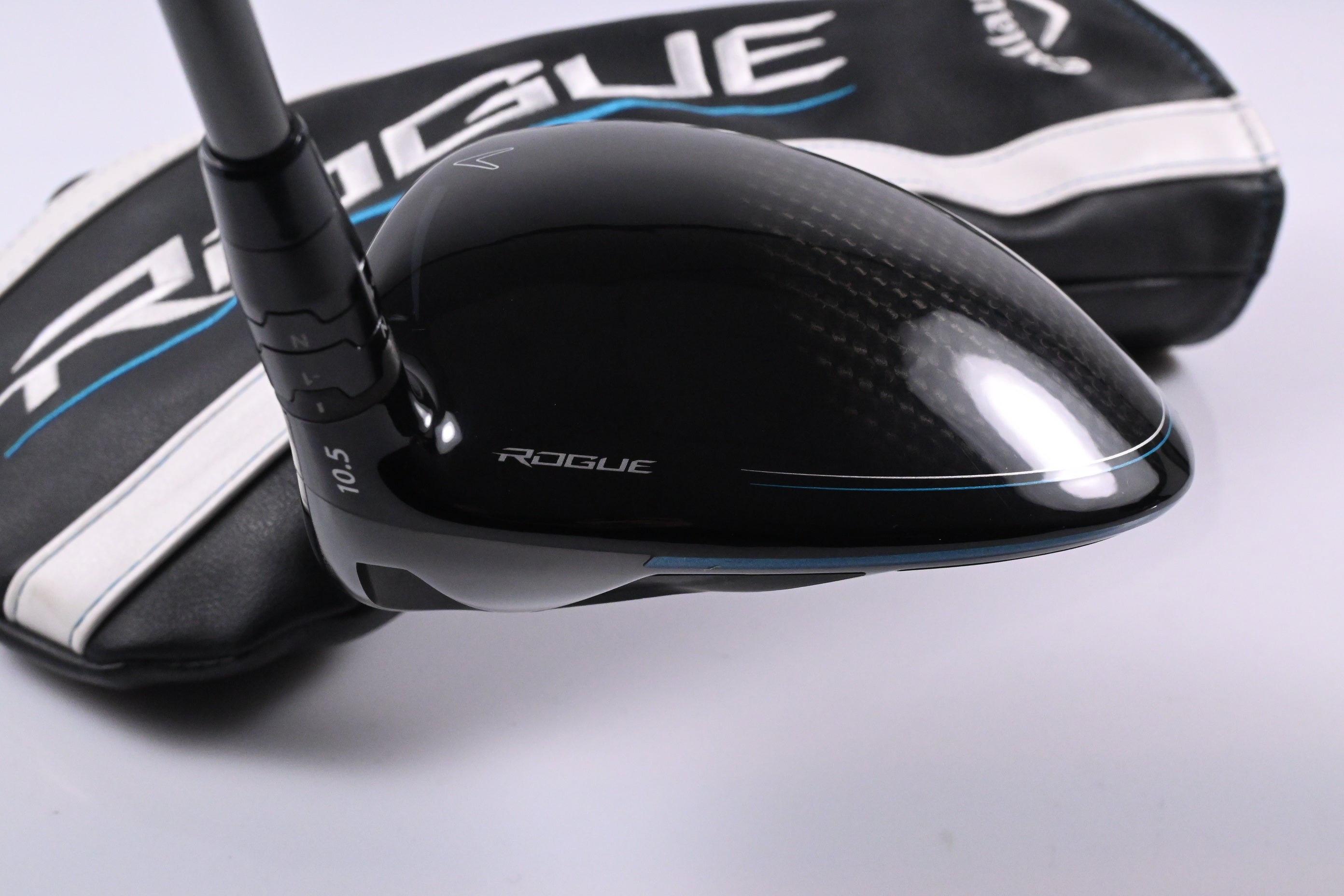 Callaway Rogue Driver / 10.5 Degree / Regular Flex Aldila SYNERGY Blue 50 Shaft