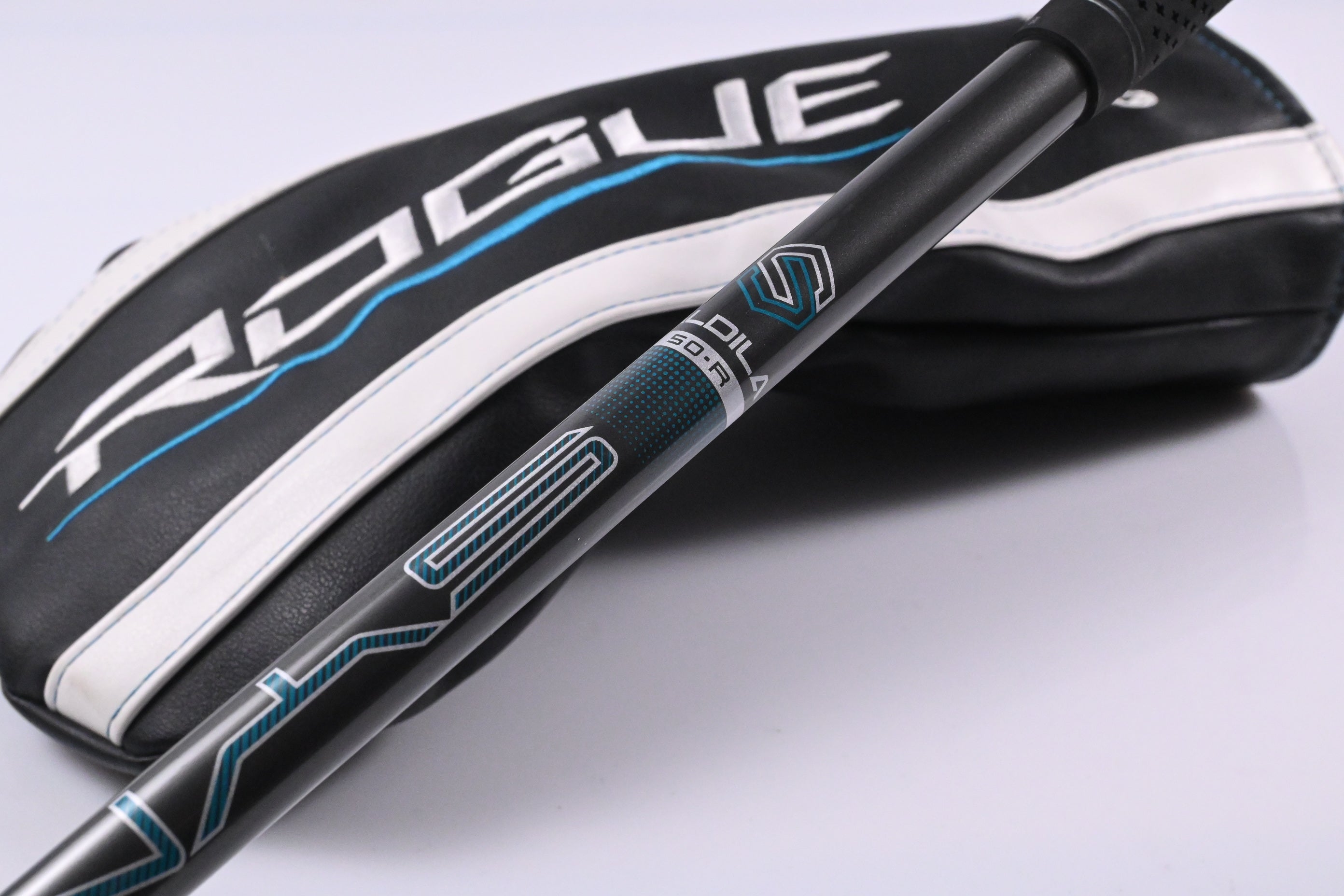 Callaway Rogue Driver / 10.5 Degree / Regular Flex Aldila SYNERGY Blue 50 Shaft