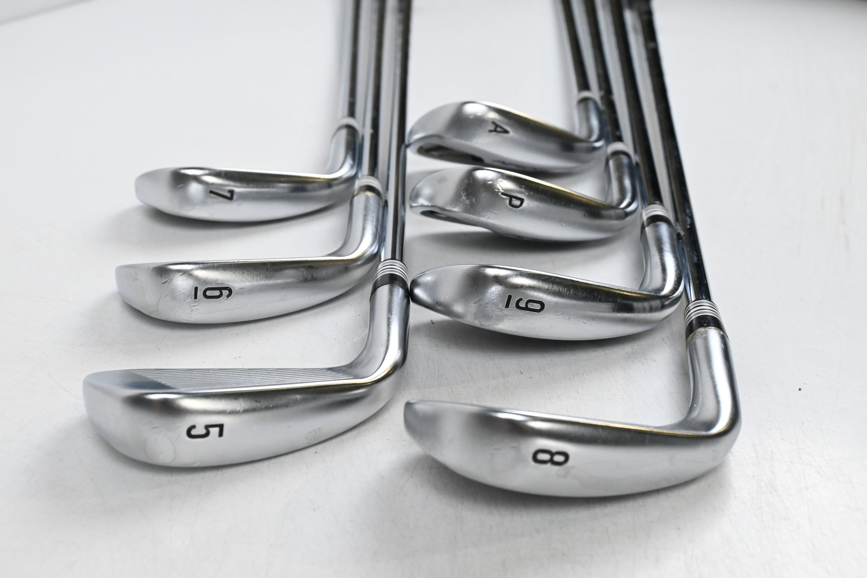 Callaway Apex 21 Irons / 5-PW+GW / Regular Flex Elevate MPH 85 Shafts