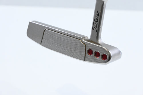 Scotty Cameron Select 2018 Newport Putter / 33 Inch