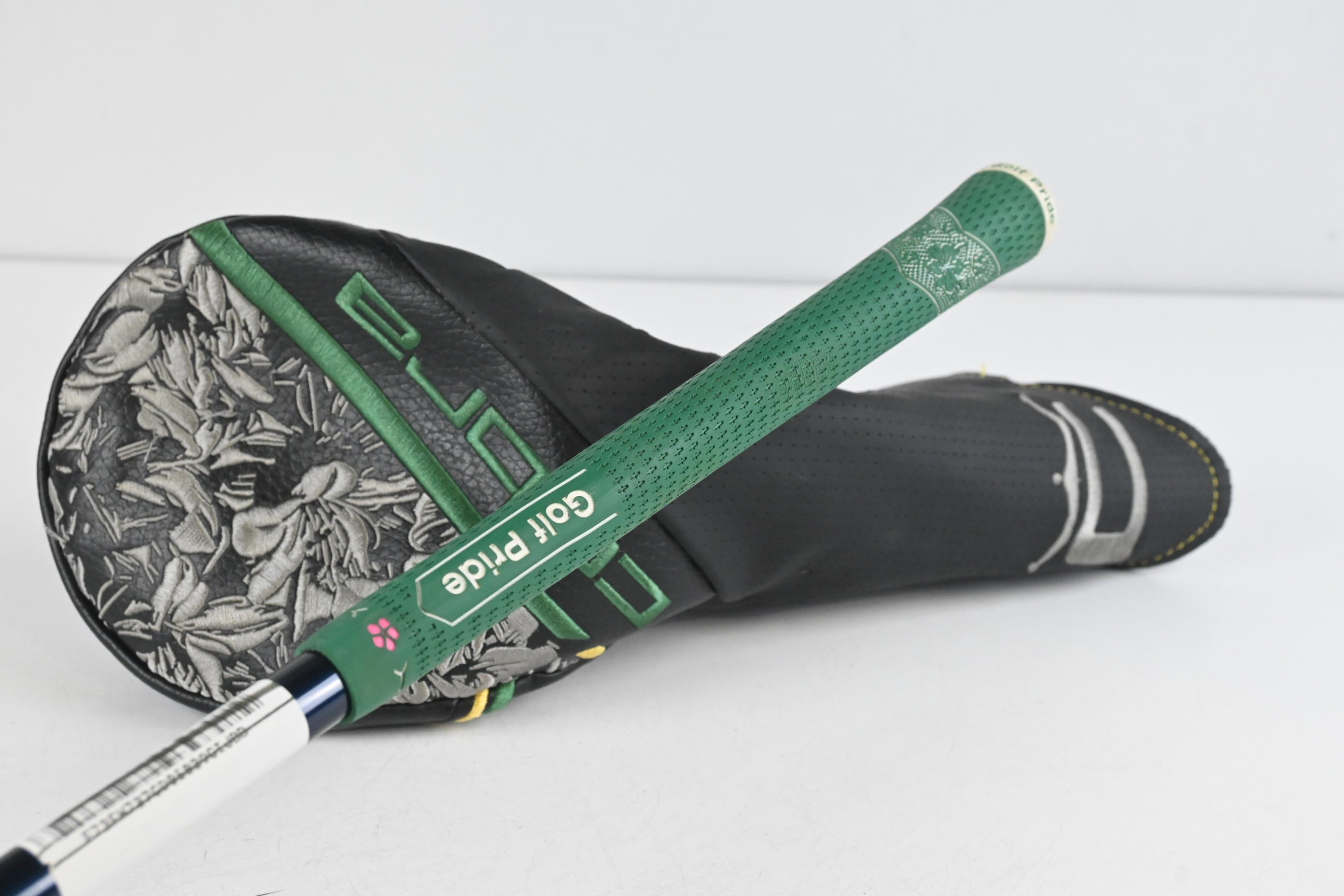 Cobra Darkspeed X Palm Tree Crew Driver / 10.5 Degree / X-Flex Ventus 6 Velocore