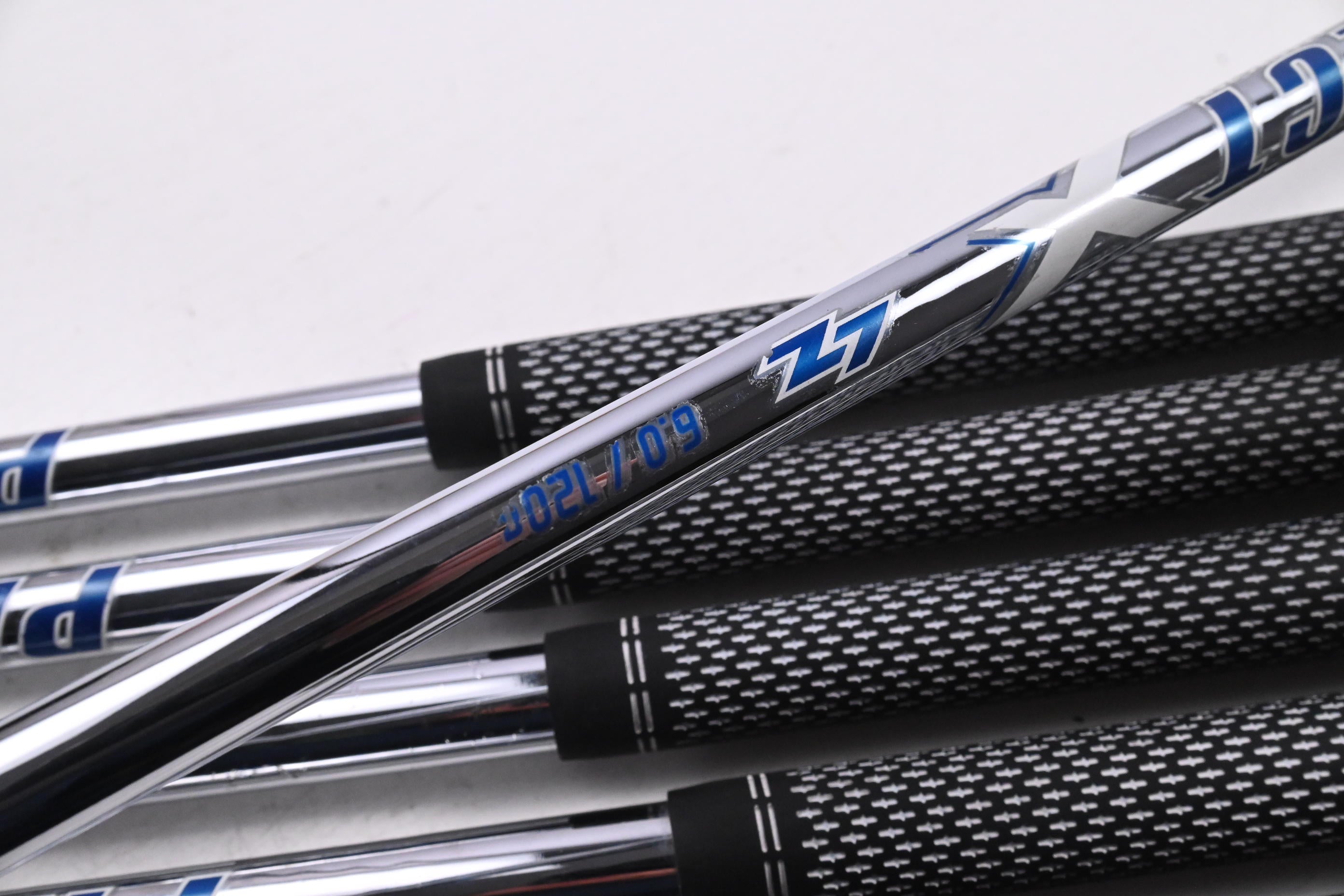 Titleist T100 2019 Irons / 4-PW / Stiff Flex Project X LZ 120 Shafts