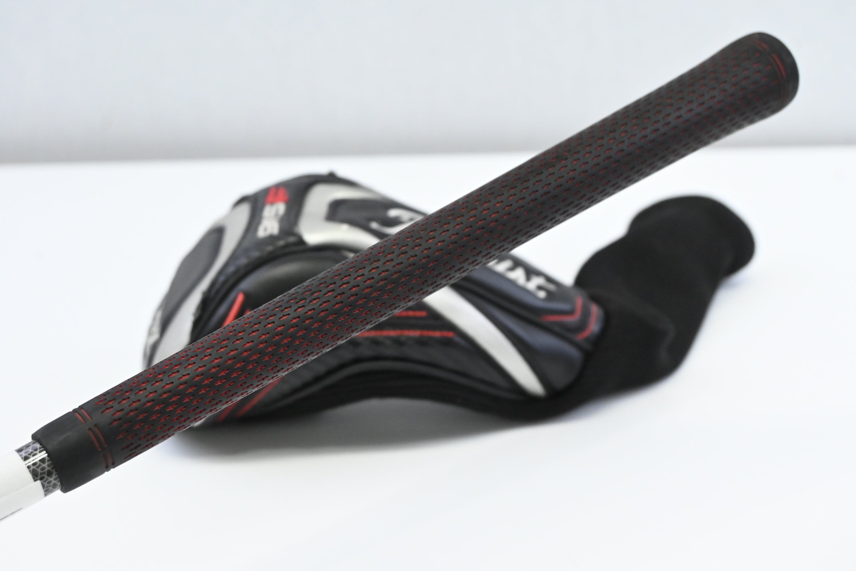 Titleist 915 F #3 Wood / 16.5 Degree / Regular Flex Diamana S+ 70 Shaft