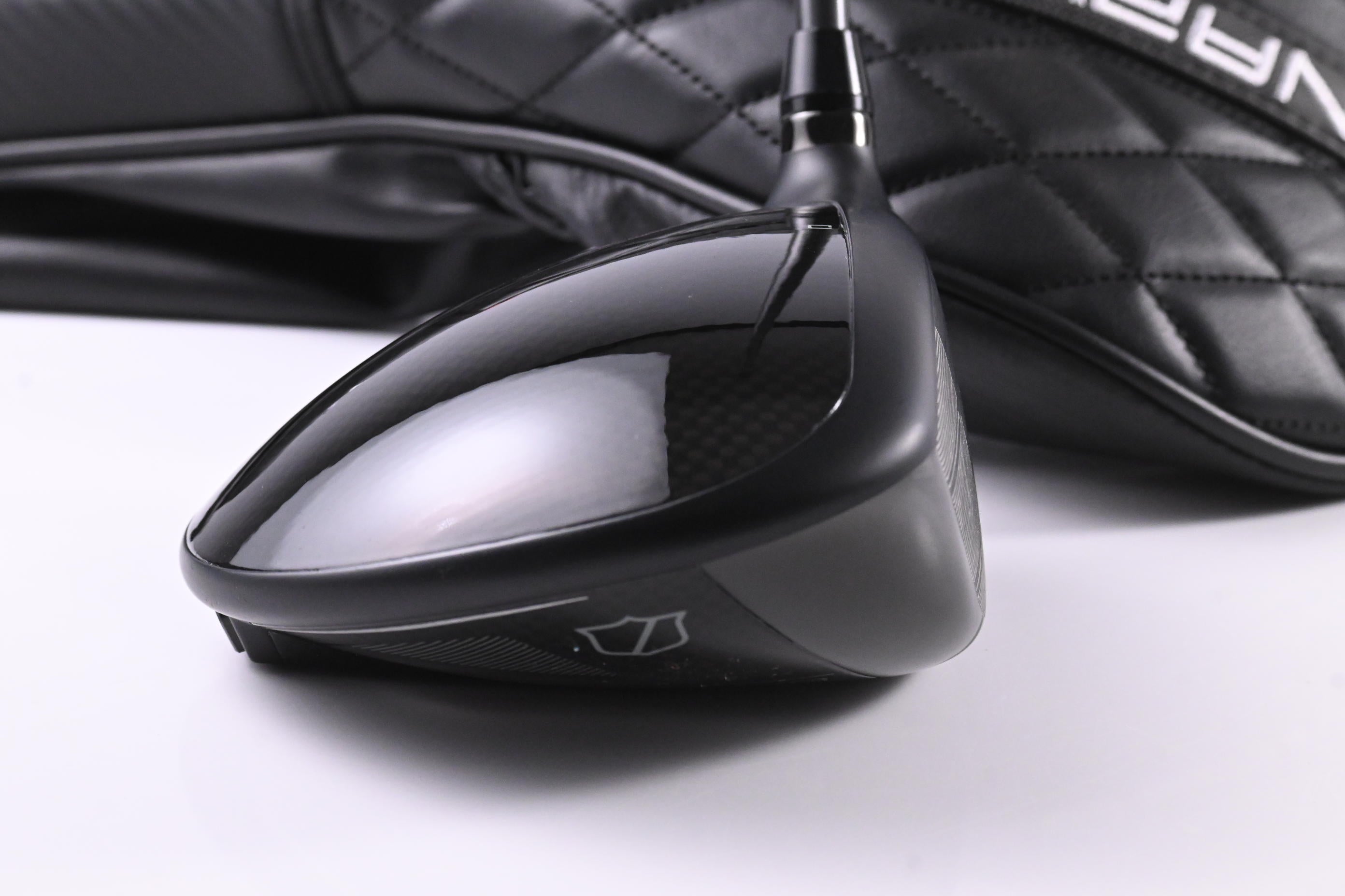 Wilson DYNAPWR Carbon 2025 Driver / 9 Degree / Stiff Flex Evenflow Riptide 50