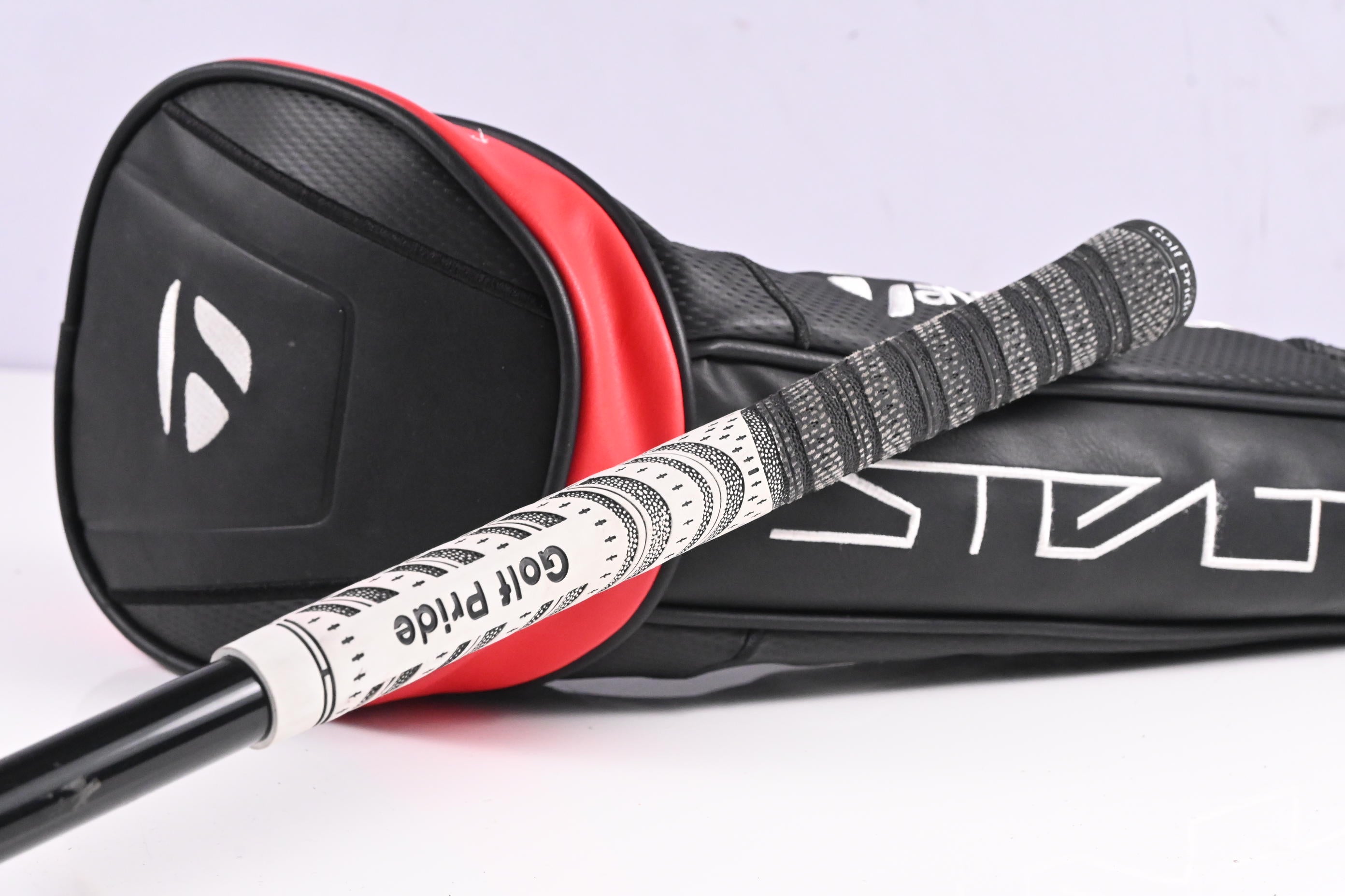 Taylormade Stealth Plus Driver / 9 Degree / X-Flex HZRDUS Black 60 Shaft