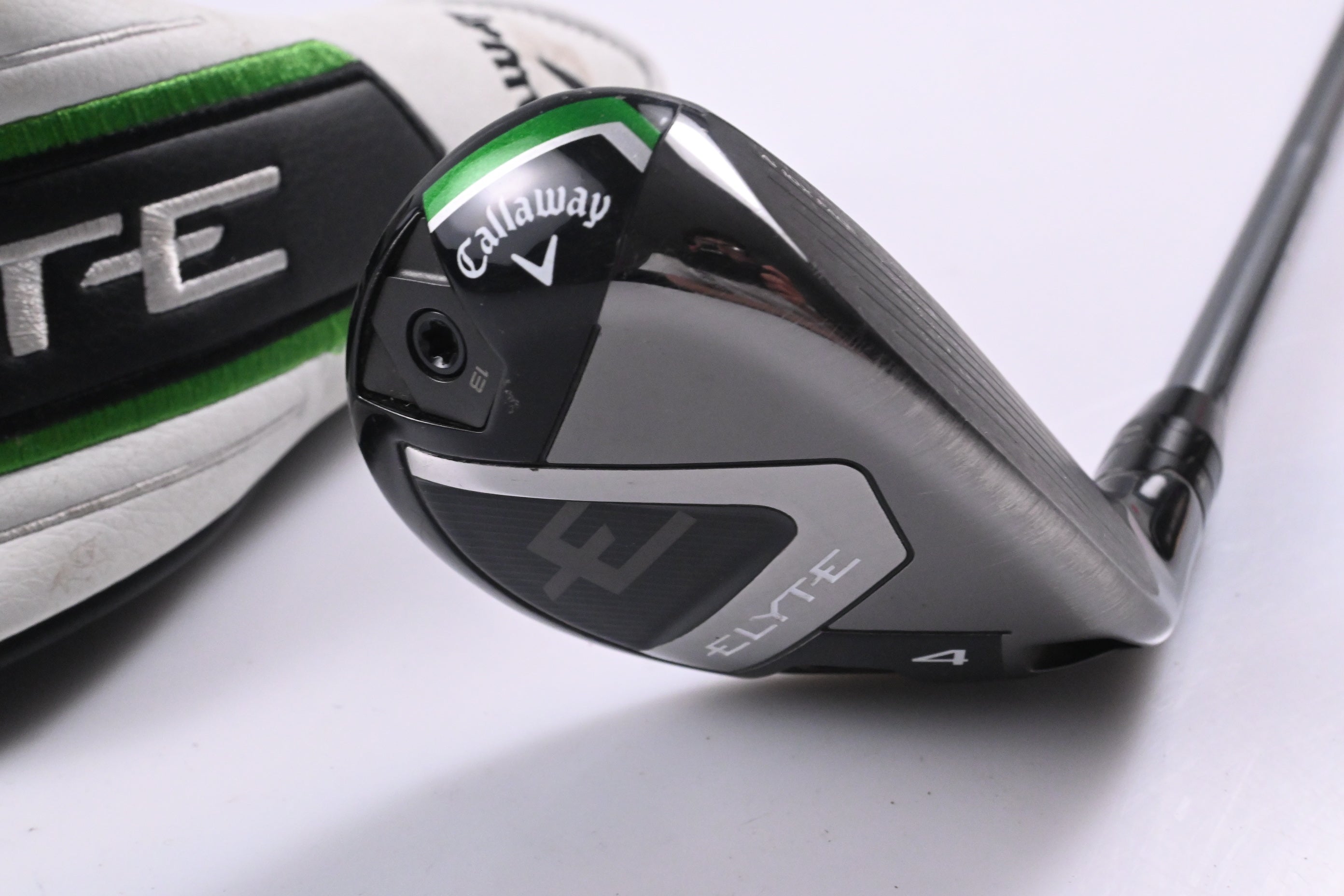 Callaway Elyte #4 Hybrid / 22 Degree / Regular Flex Denali Charcoal 60 Shaft