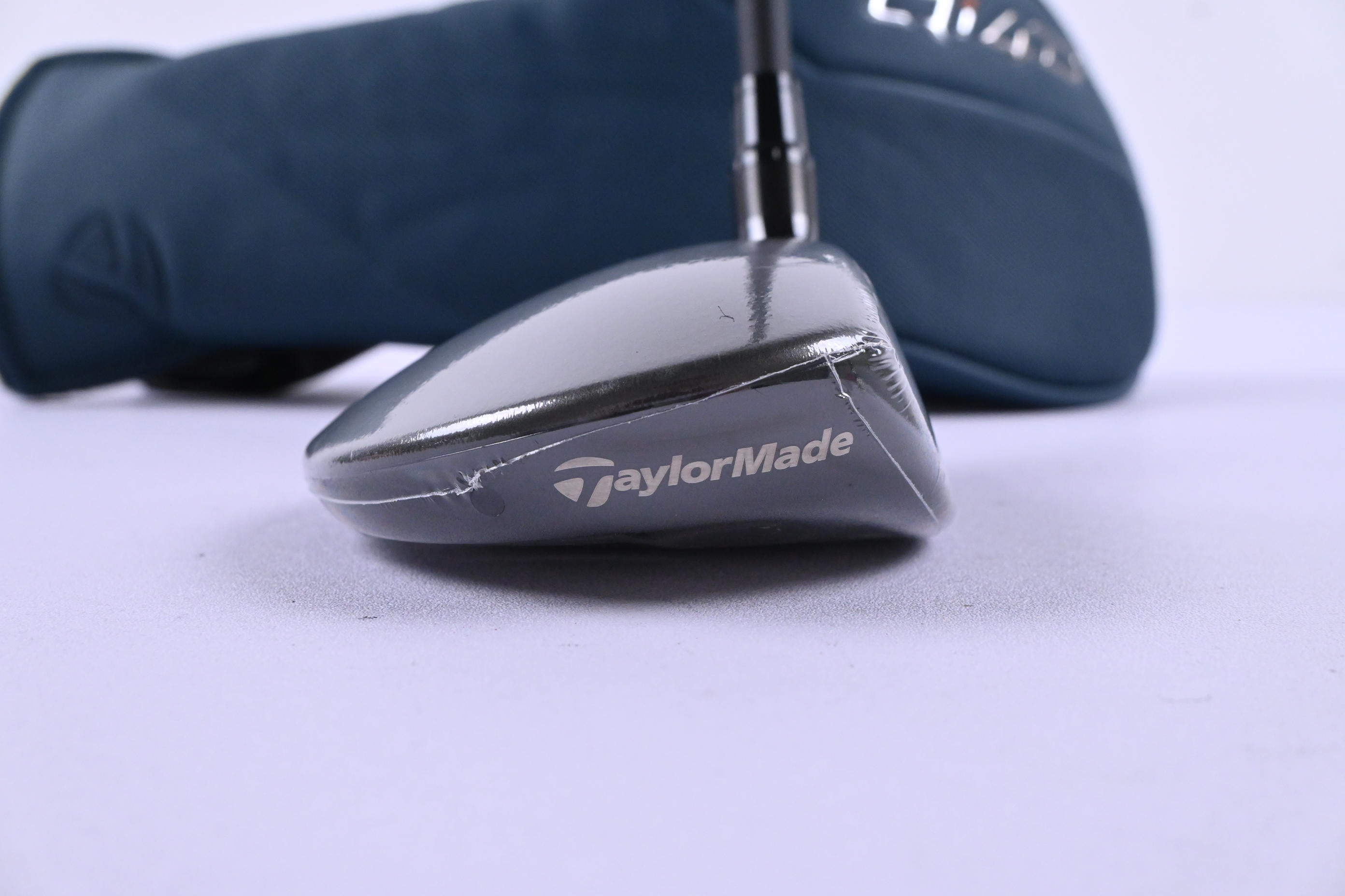 Taylormade Qi4D Tour #5 Wood / 18 Degree / Stiff Flex Taylormade REAX 75 Shaft