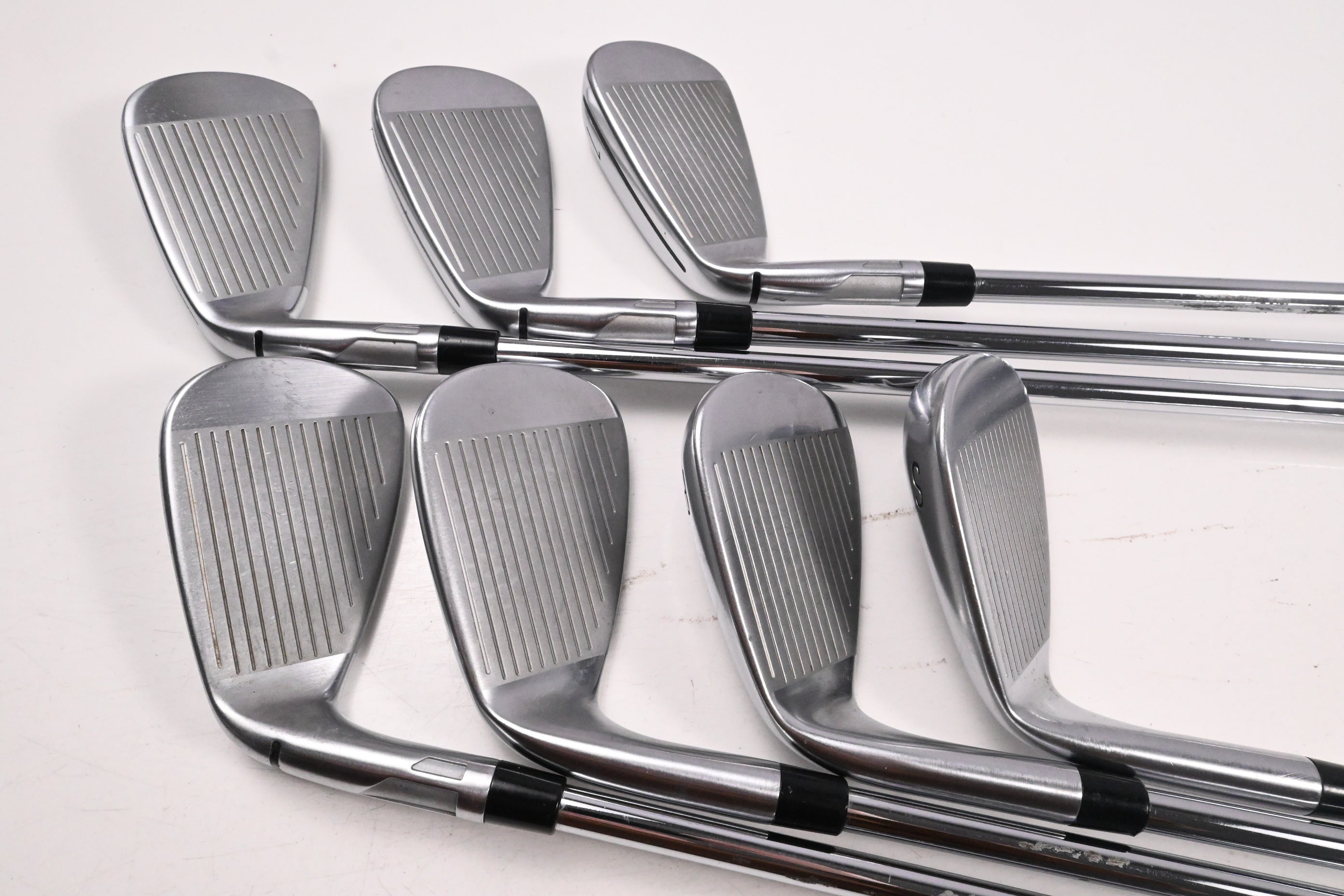 Taylormade Qi Irons / 5-PW+SW / Stiff Flex KBS Max MT 85 Shafts