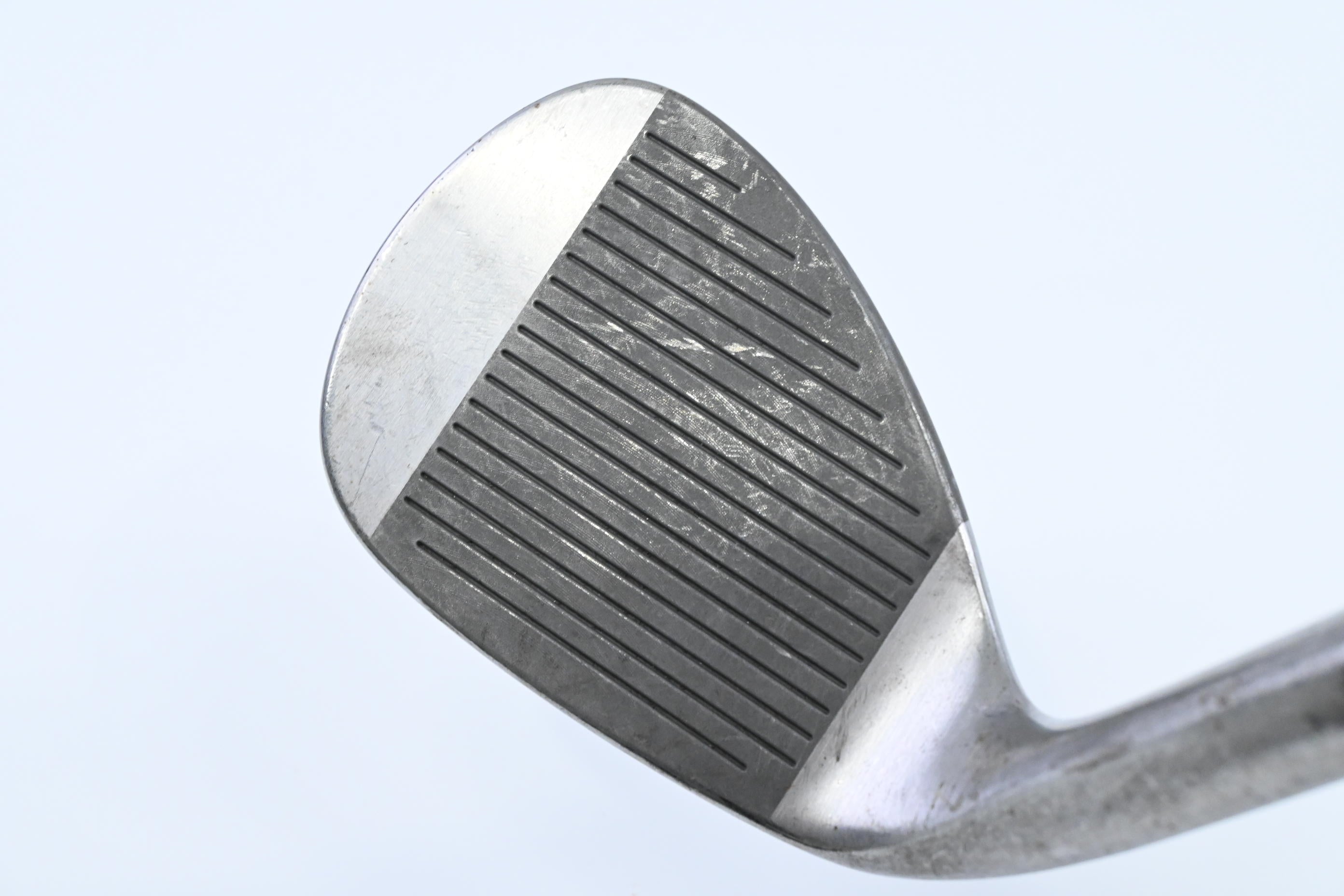 Cobra King 2025 Gap Wedge / 50 Degree / Wedge Flex Dynamic Gold Spinner Shaft