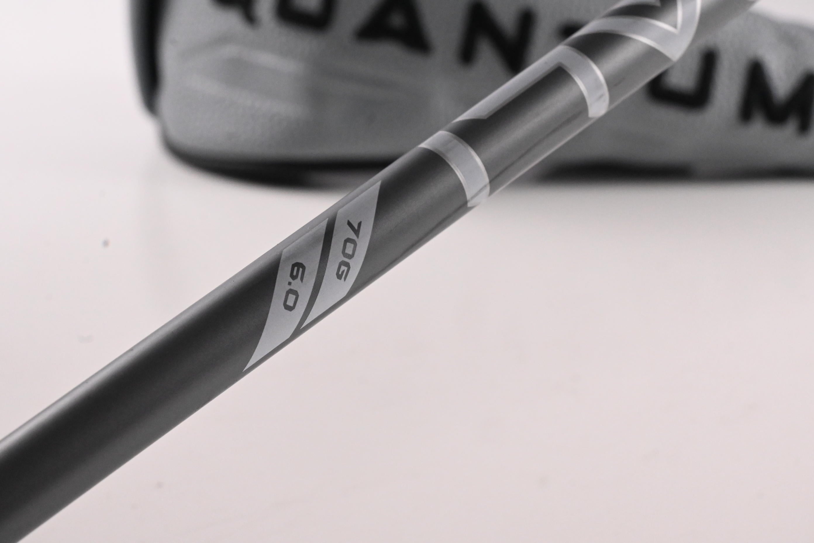 Callaway Quantum Max #3 Hybrid / 19 Degree / Stiff Flex Denali Silver 70 Shaft