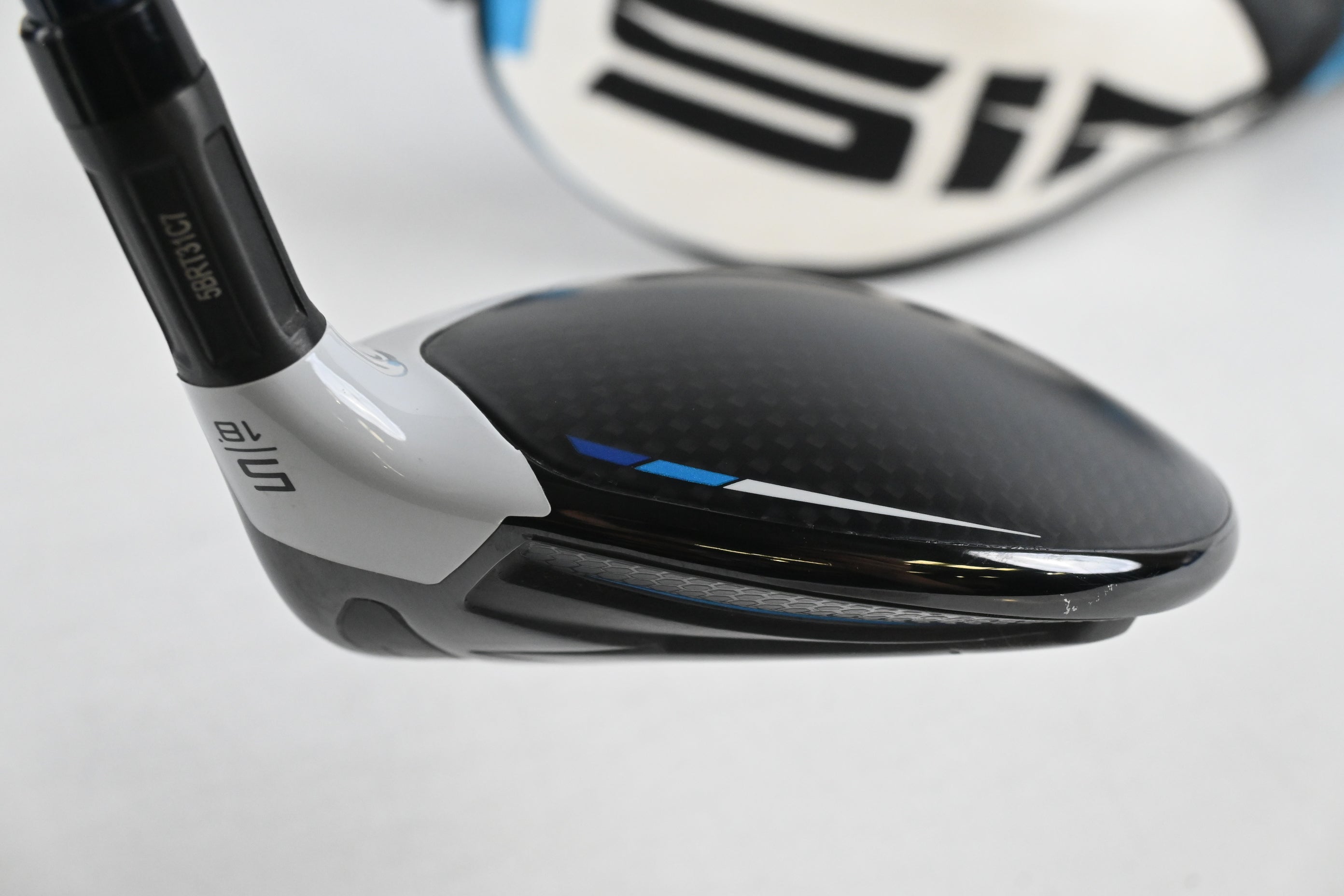 Taylormade SIM2 Max #5 Wood / 18 Degree / Stiff Flex Fujikura Ventus Blue 6 Shaft