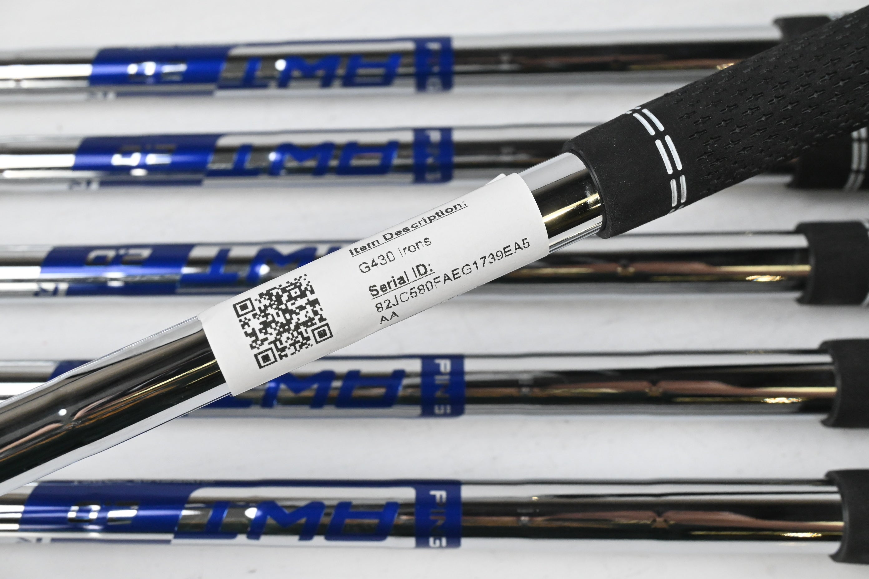 Ping G430 Irons / 6-PW+GW / Black Dot / Regular Flex Ping AWT 2.0 Shafts