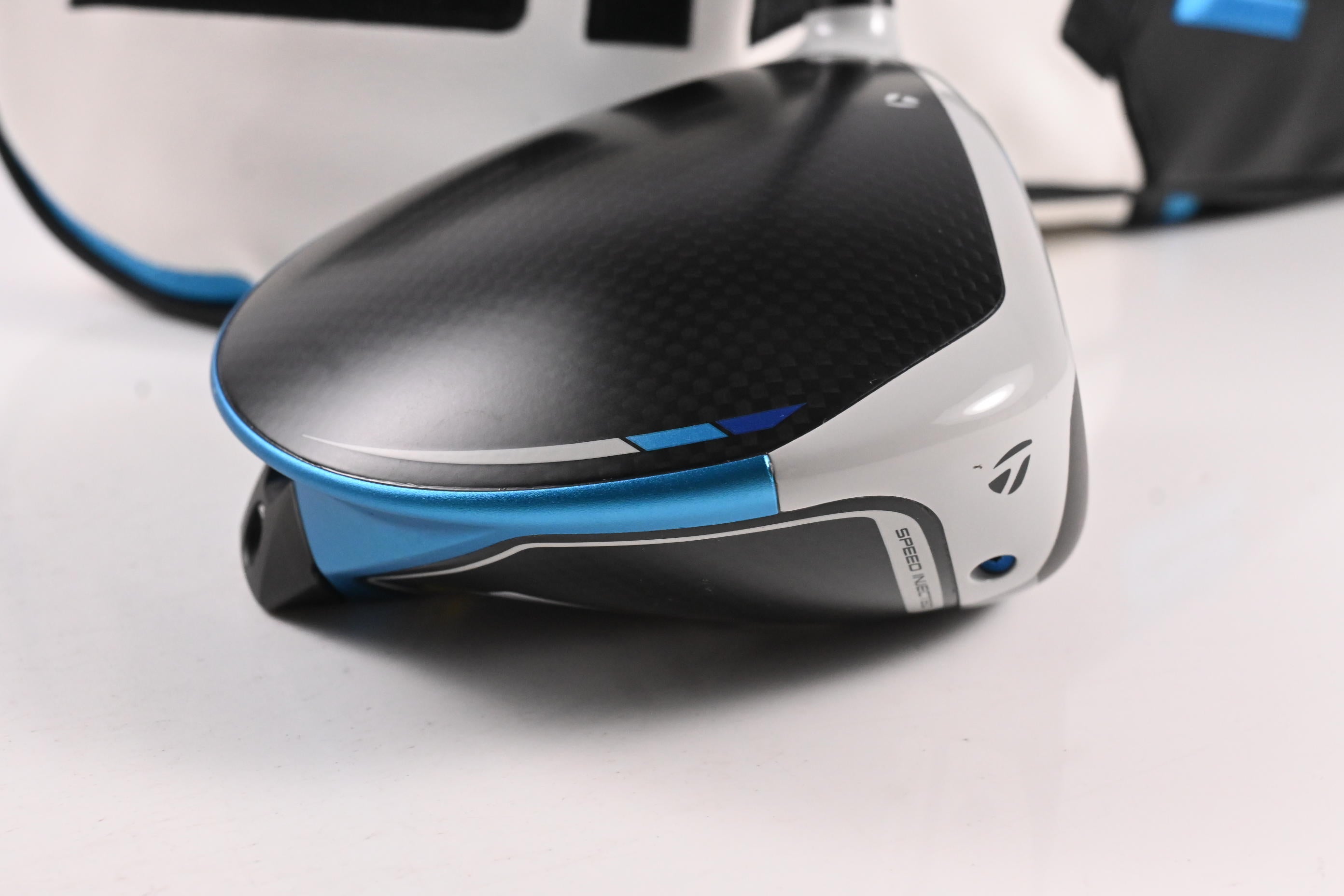 Taylormade SIM2 Max Driver / 9 Degree / Stiff Flex Fujikura Ventus Blue 5 Shaft