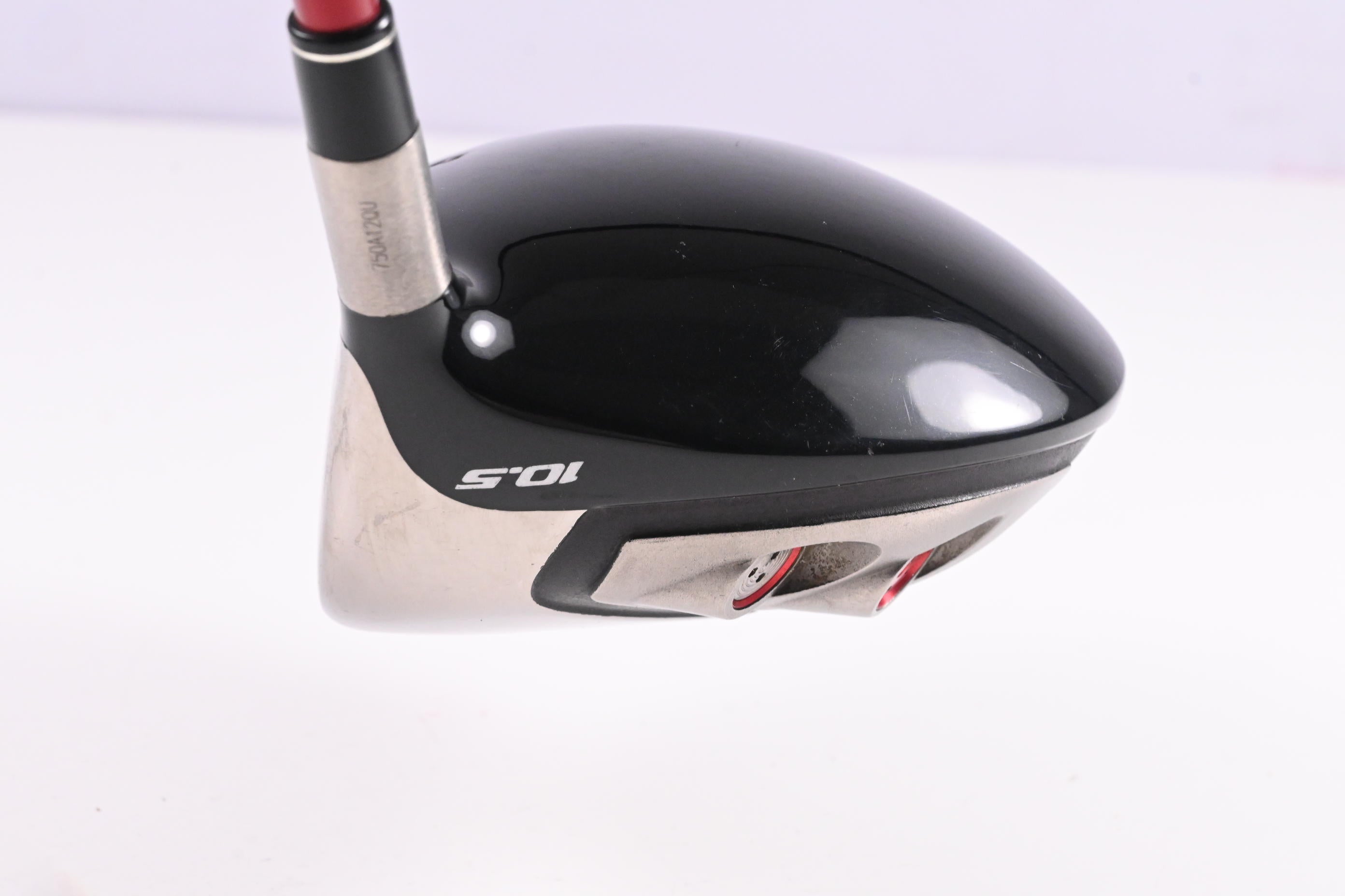 Taylormade R5 XL Driver / 10.5 Degree / Regular Flex Fujikura HyperLite Shaft