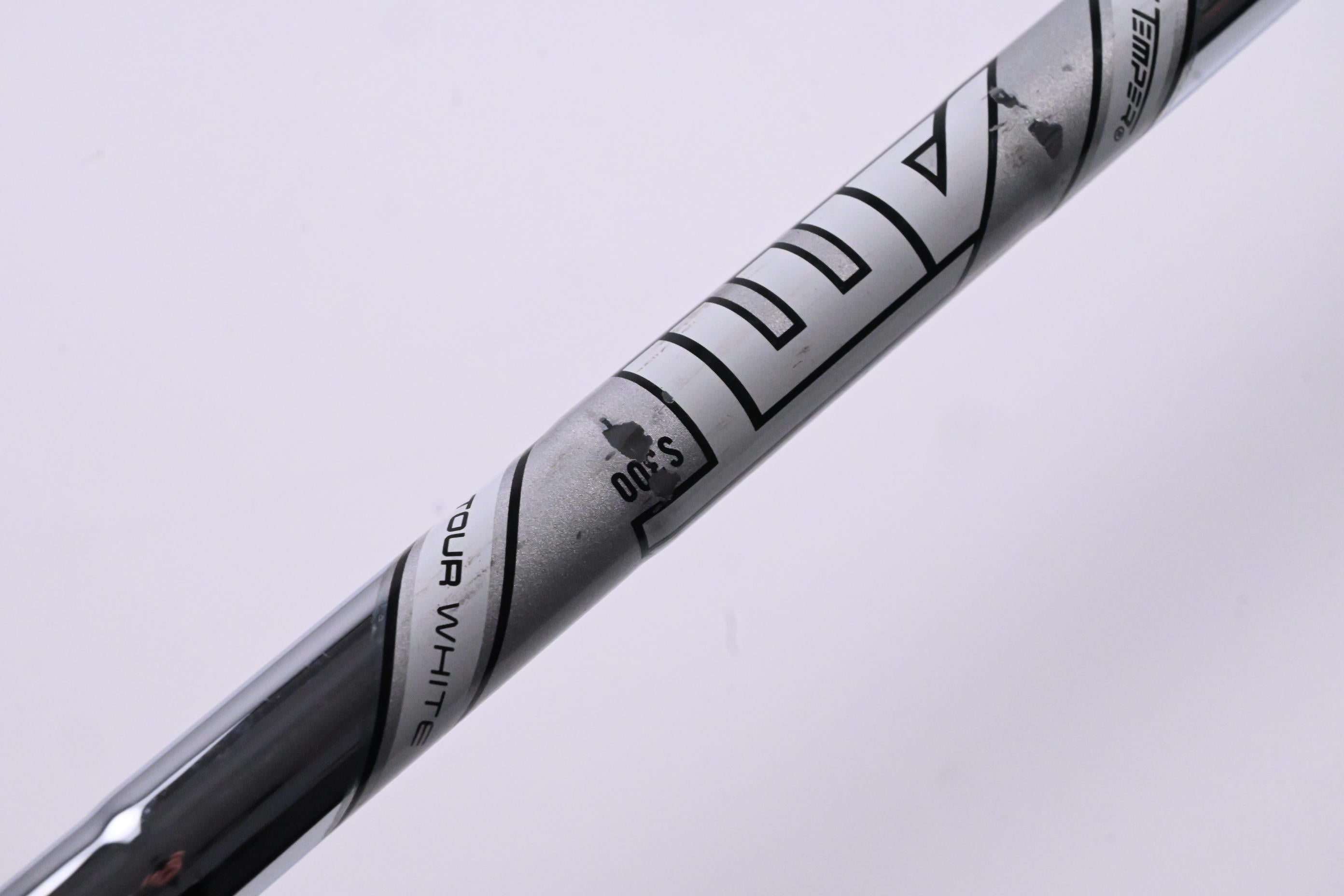 Mizuno JPX 921 Hot Metal Pro #6 Iron / Stiff Fkex AMT White S300 Shaft