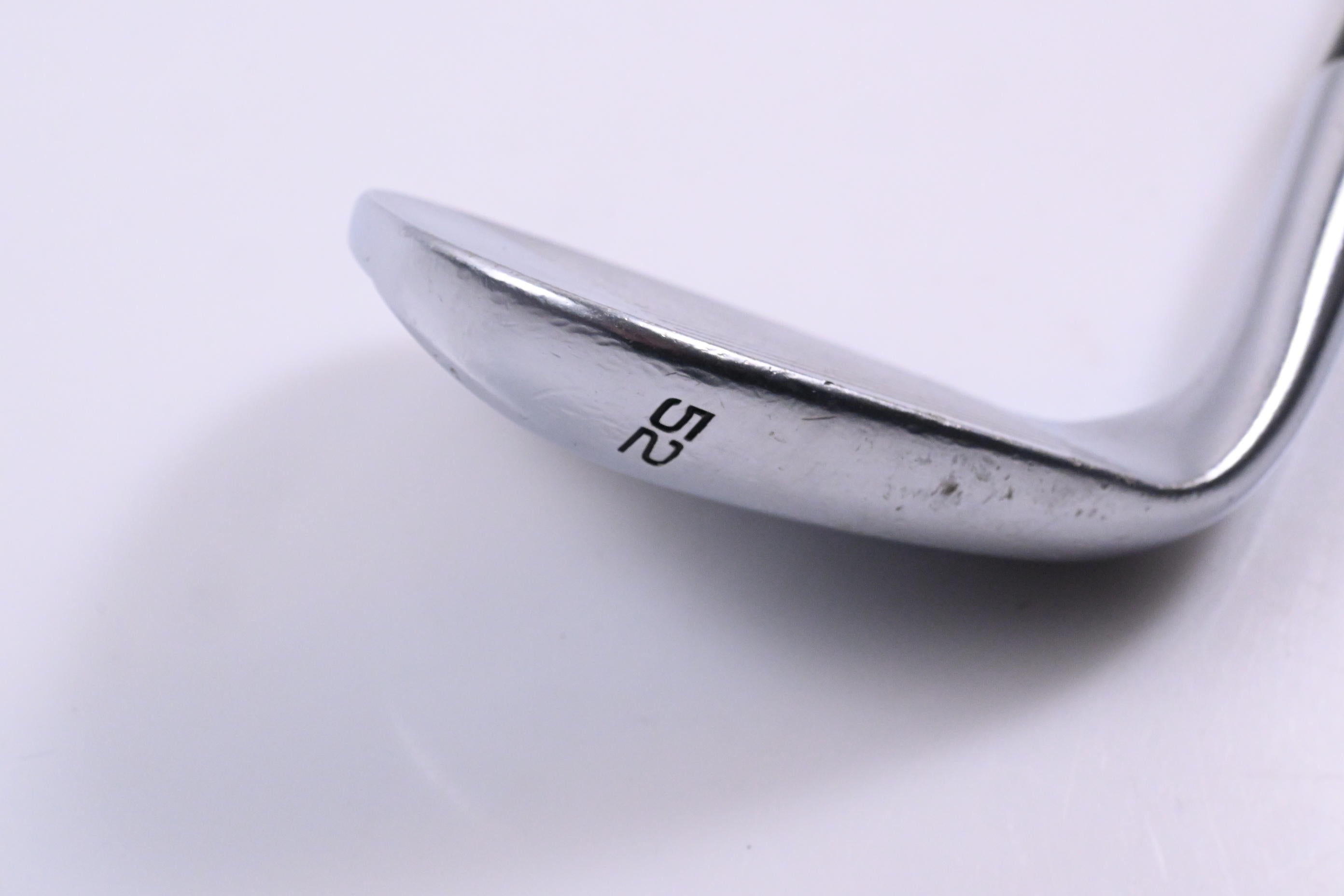 Mizuno JPX Series Gap Wedge / 52 Degree / Wedge Flex Dynamic Gold Shaft