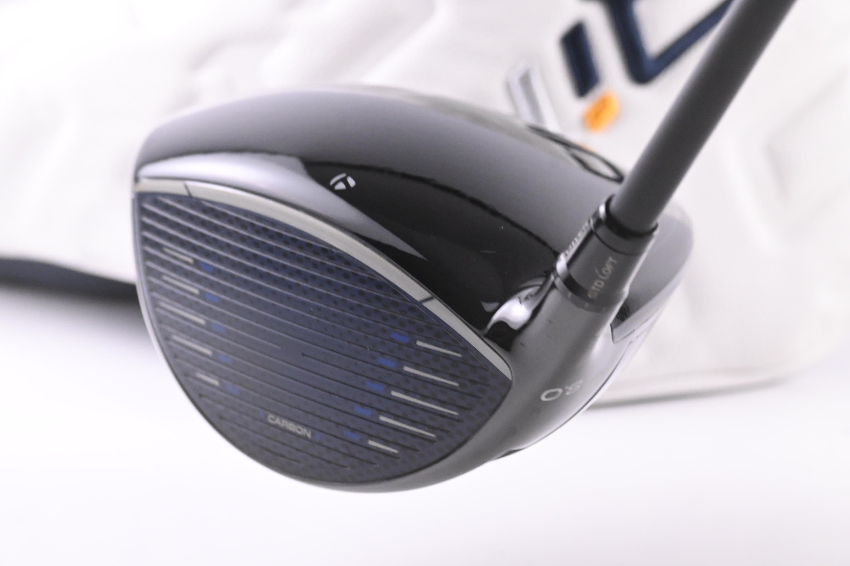 Taylormade Qi10 LS Driver / 8 Degree / Stiff Flex Kai'li White Darkwaves 60