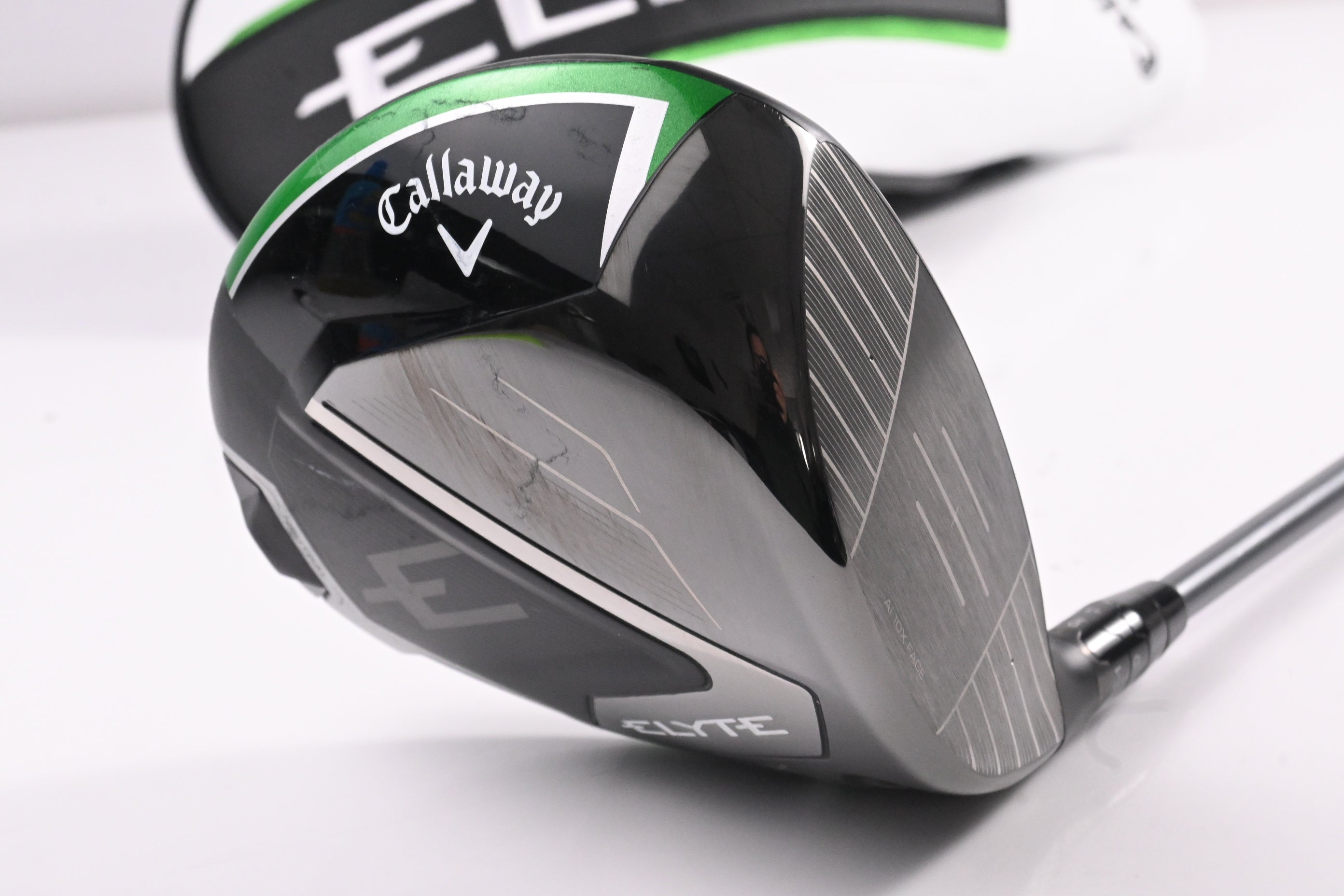 Callaway Elyte X Driver / 10.5 Degree / Regular Flex Denali Charcoal 50 Shaft
