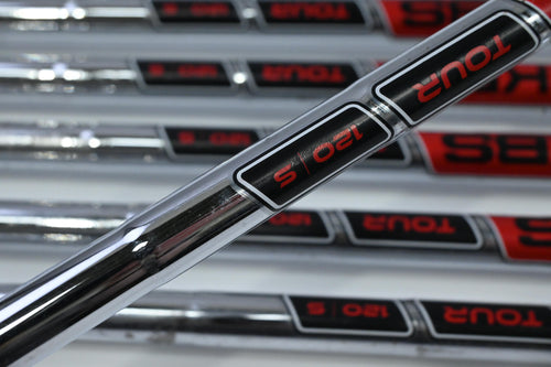 Taylormade SIM2 Max Irons / 6-PW+AW+SW / Stiff Flex KBS Tour 120 Shafts
