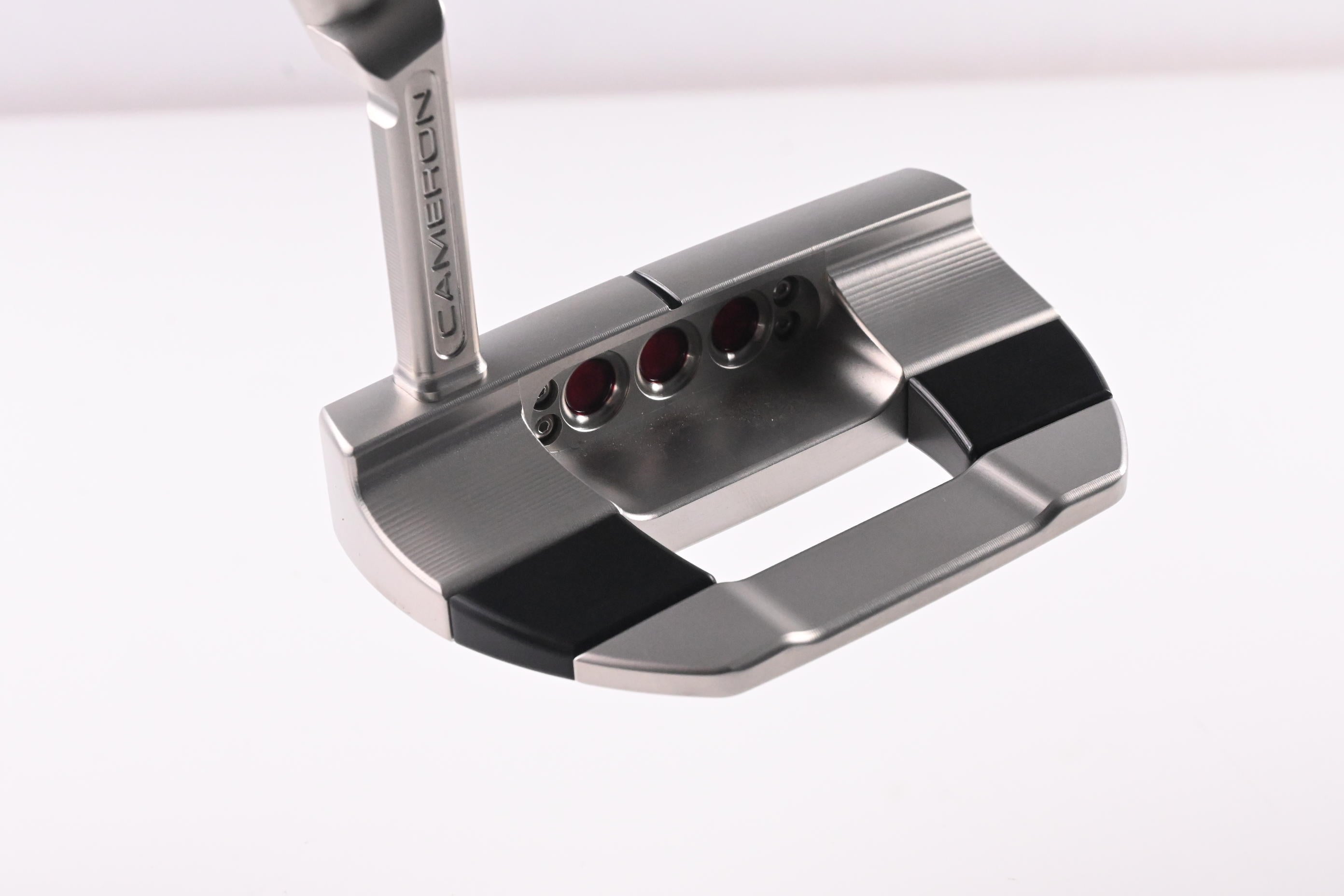 Scotty Cameron 2025 Studio Style Fastback 2 Putter / 34 Inch
