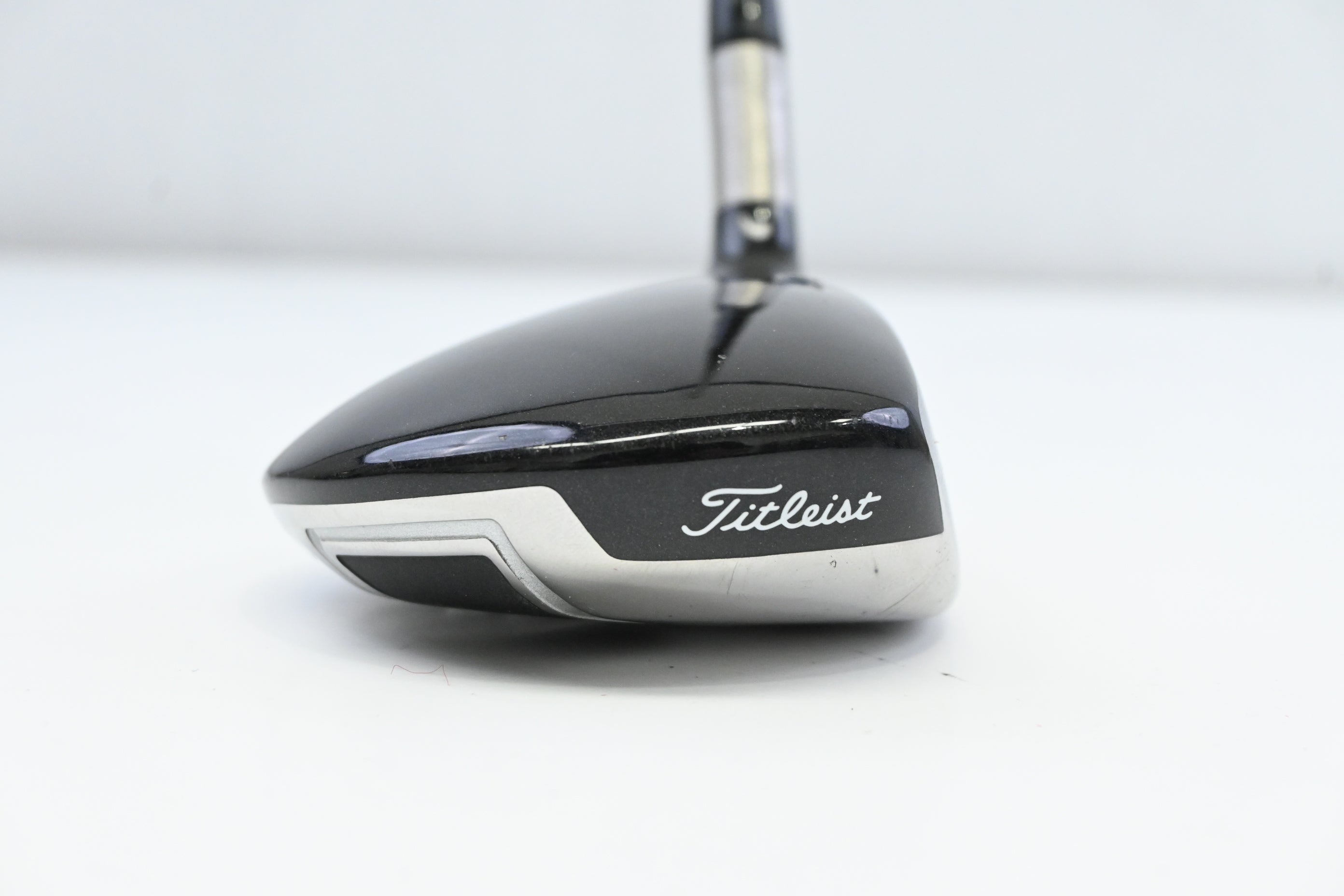 Titleist 909 F2 #3 Wood / 15.5 Degree / Stiff Flex Aldila Voodoo Shaft