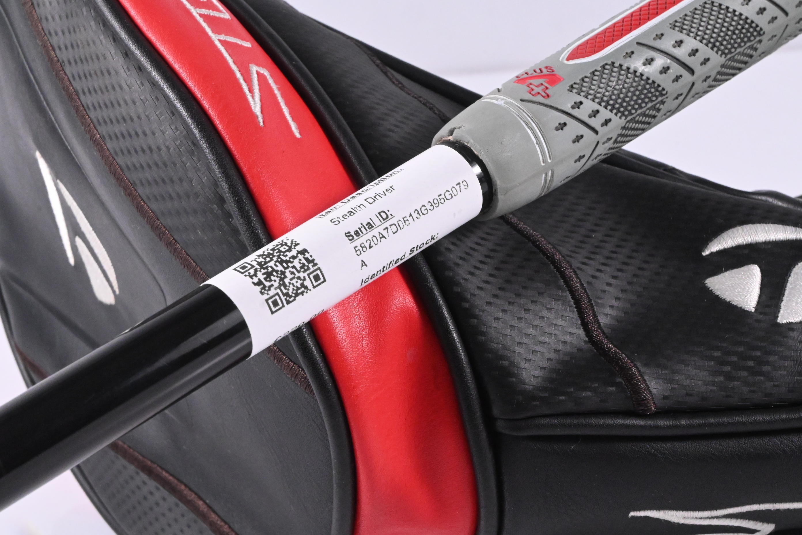 Taylormade Stealth Driver / 9 Degree / Stiff Flex Ventus Red 5 Shaft