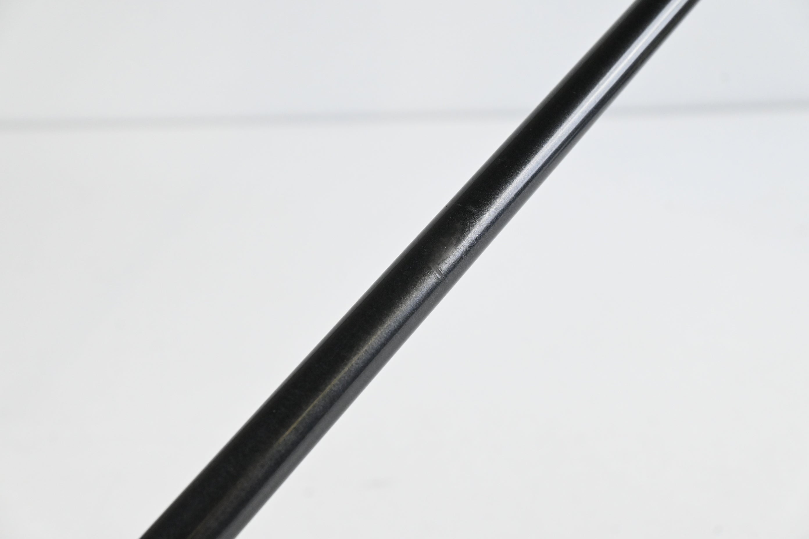 Taylormade R1 Black Driver / 8-12 Degree / Stiff Flex Aldila RIP Phenom 55 Shaft