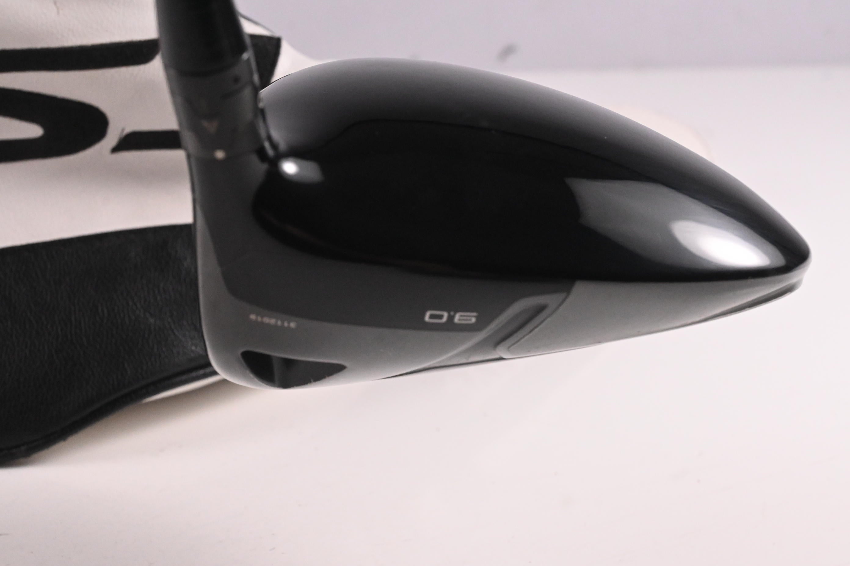 Titleist TSi2 Driver / 9 Degree / Stiff Flex HZRDUS Smoke RDX Black 60 Shaft