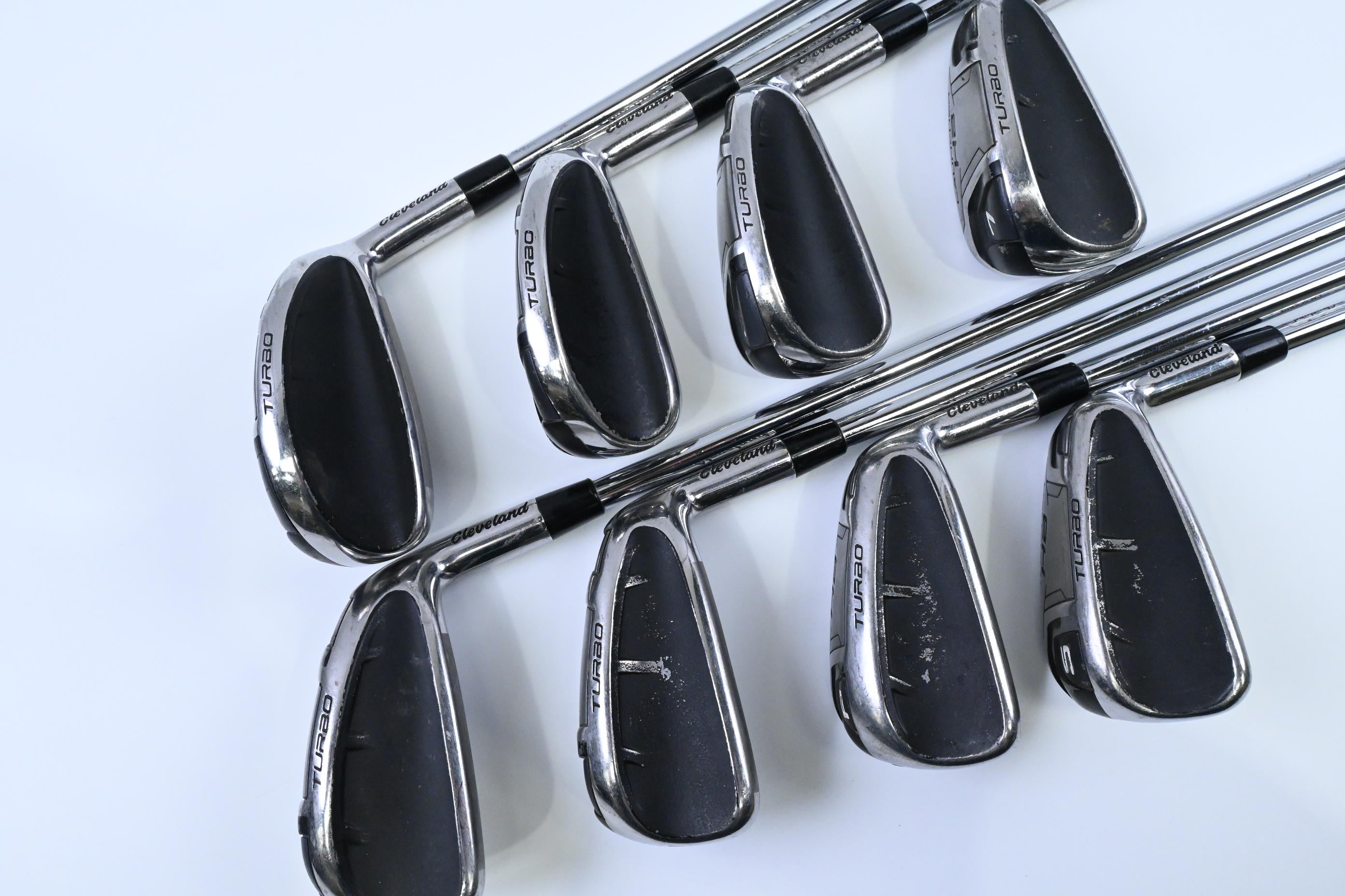 Cleveland Launcher HB Turbo Irons / 4-PW+SW / Regular Flex Dynamic Gold DST 98