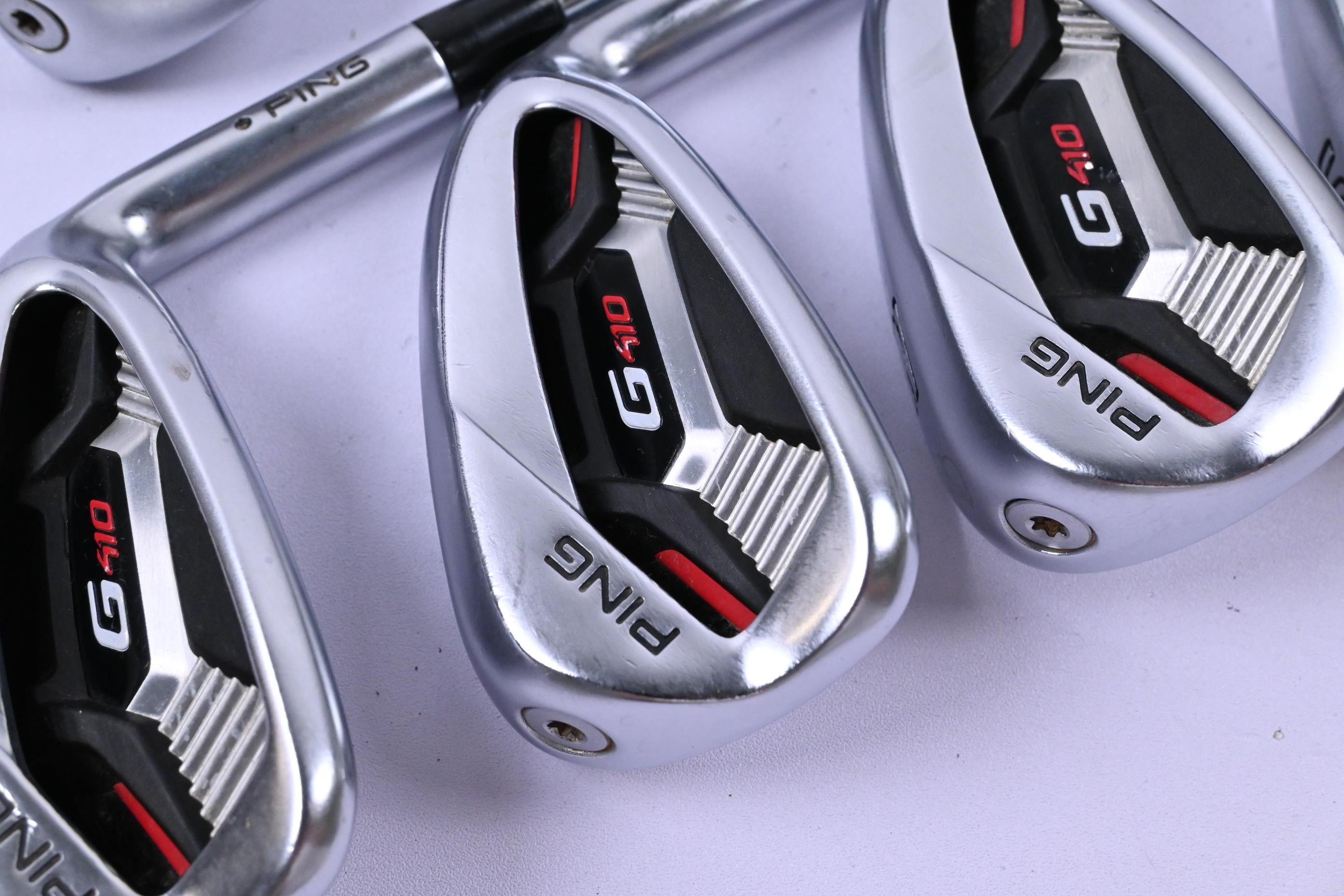 Ping G410 Irons / 5-PW+SW / Black Dot / Regular Plus Flex Project X LZ 115 Shafts