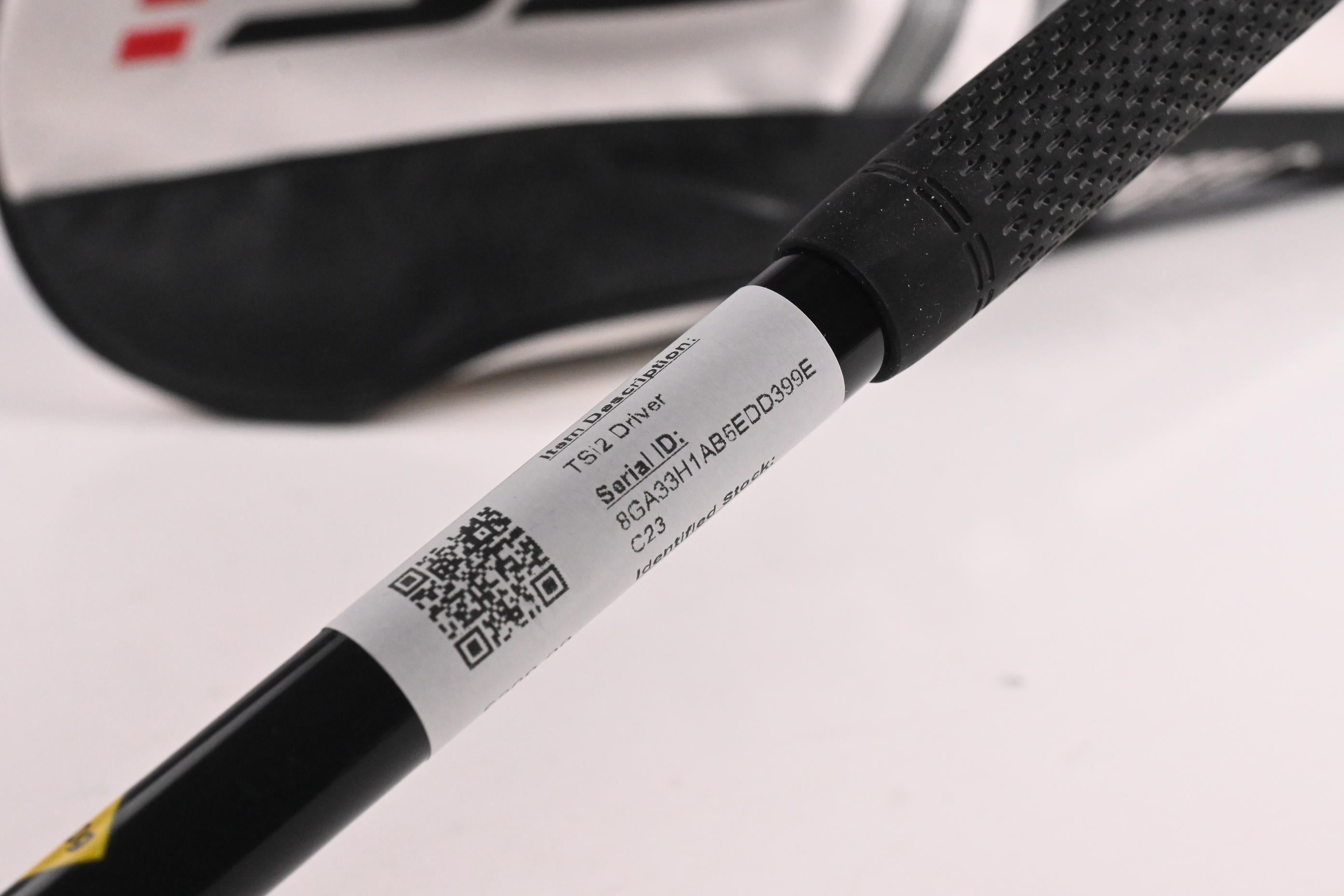 Titleist TSi2 Driver / 9 Degree / Stiff Flex HZRDUS Smoke RDX Black 60 Shaft